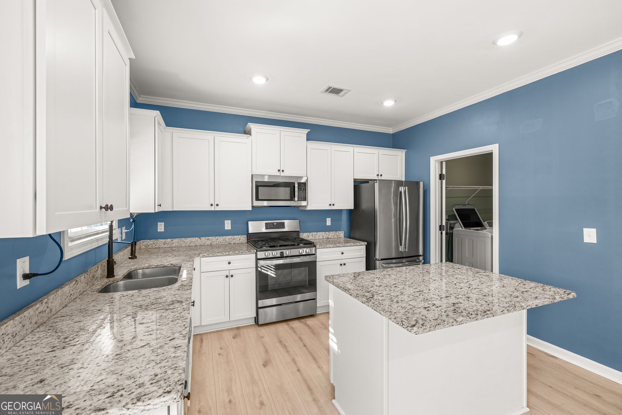 533 Evergreen Way Property Photo 13