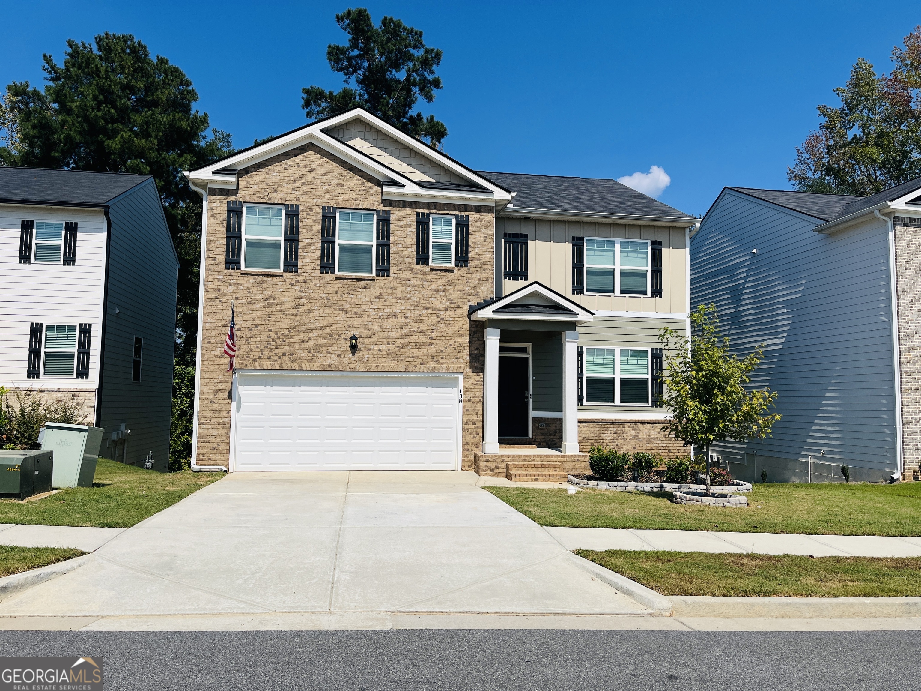 138 Silver Birch Pass Property Photo 1