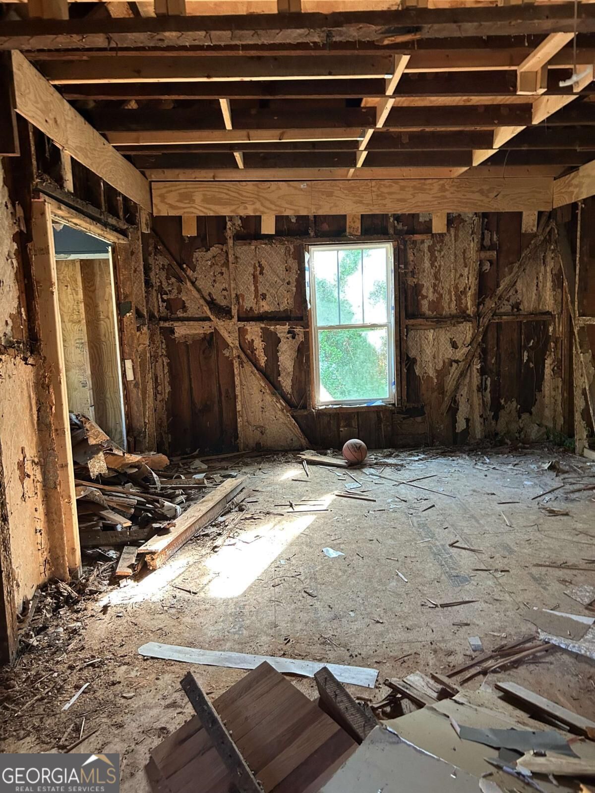4592 Ruby Road Property Photo 8