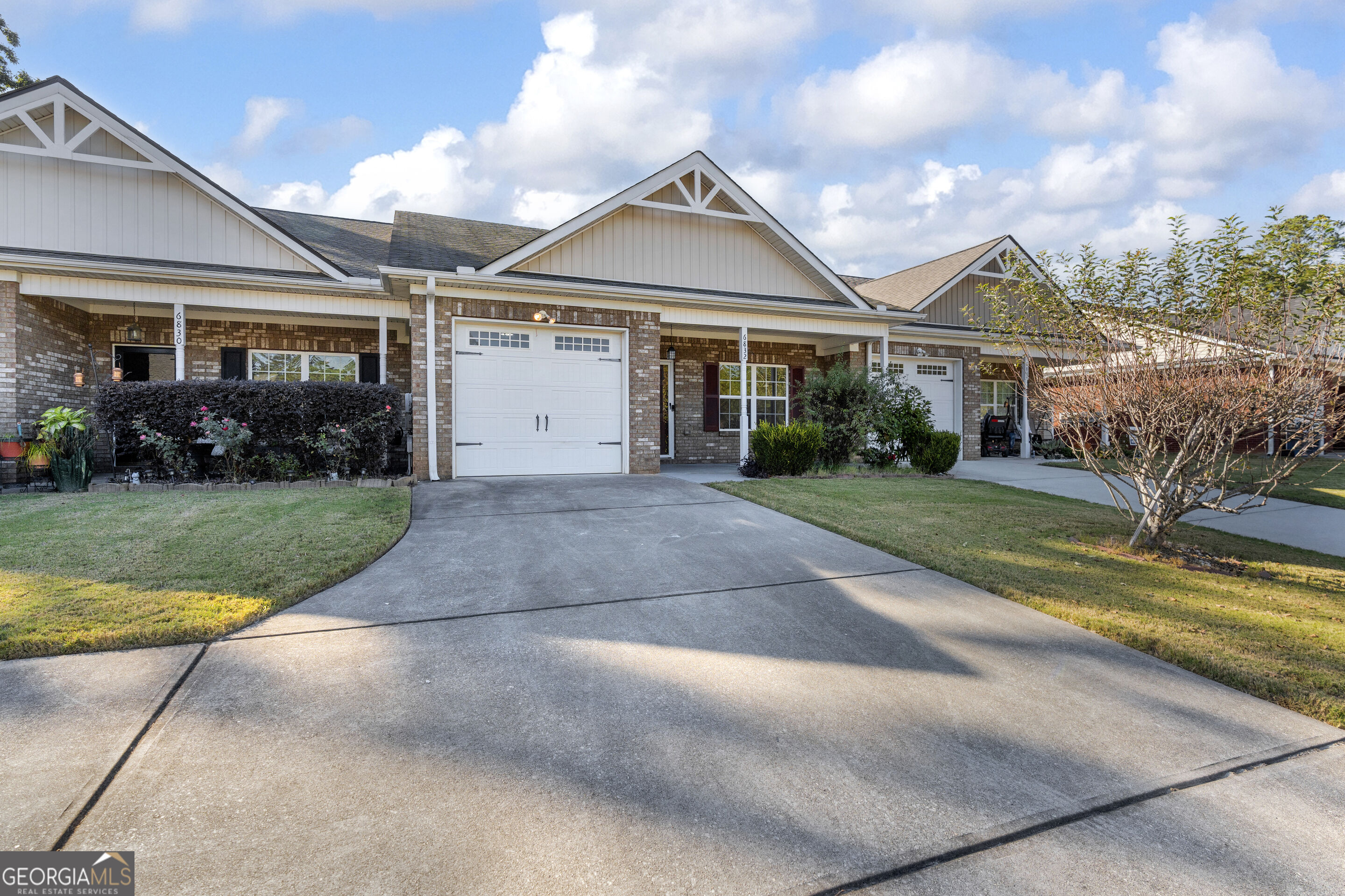 6832 Tara Oaks Drive Property Photo 1