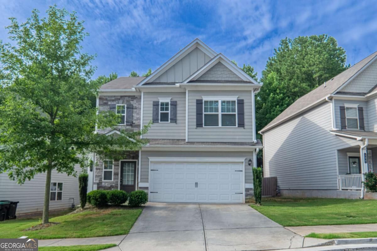 108 Bryon Lane