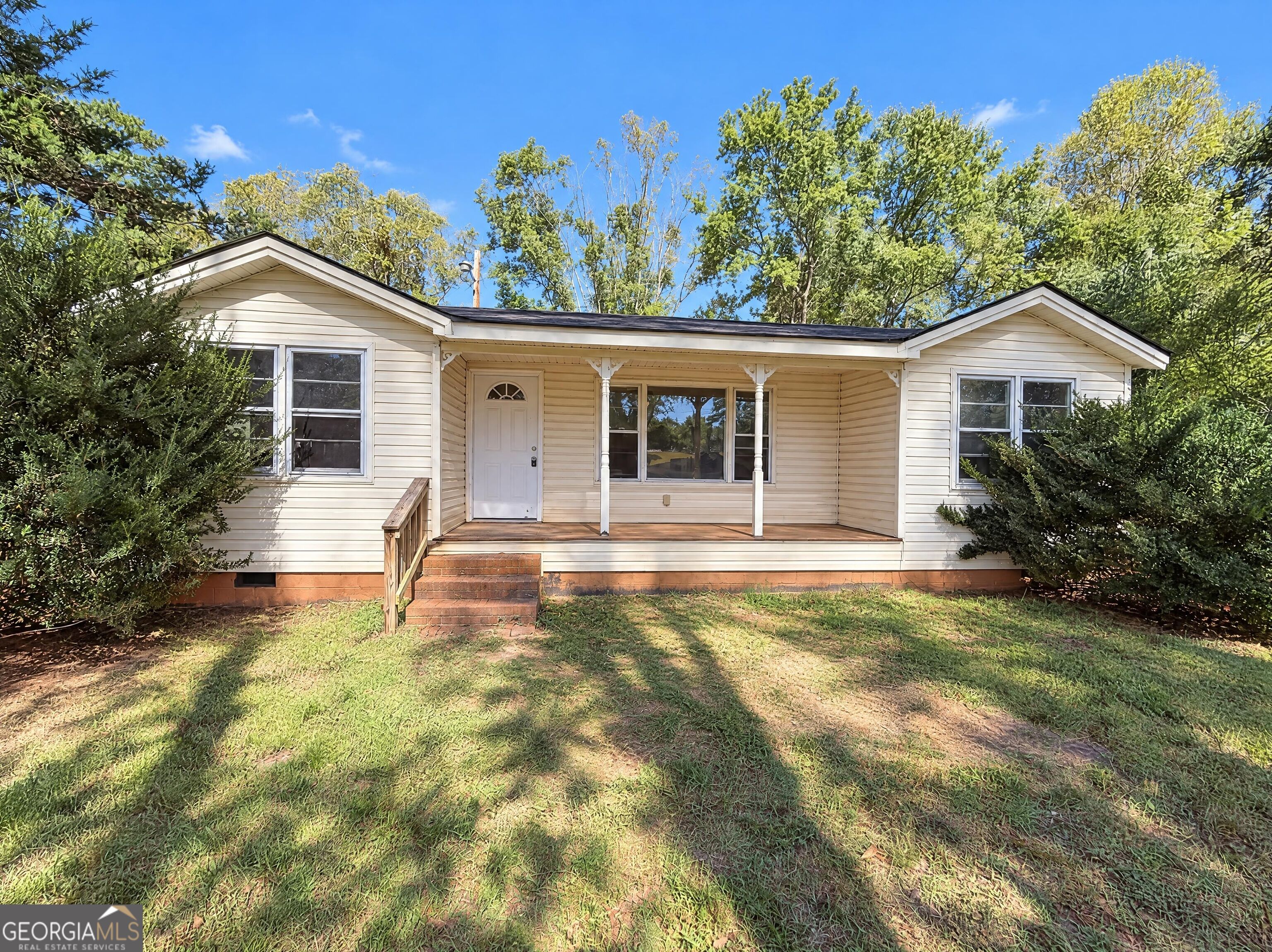755 Commerce Road Property Photo 1