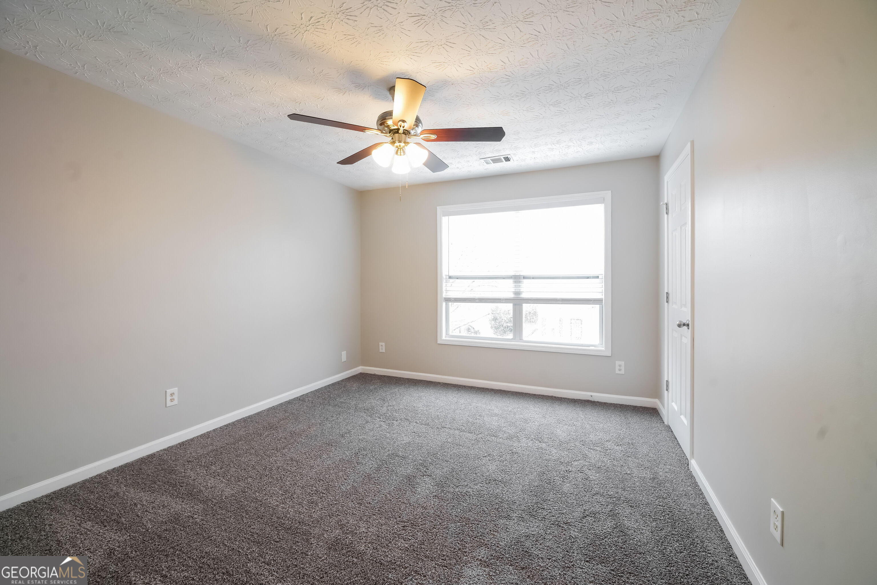 744 Mountain Laurel Drive Property Photo 9