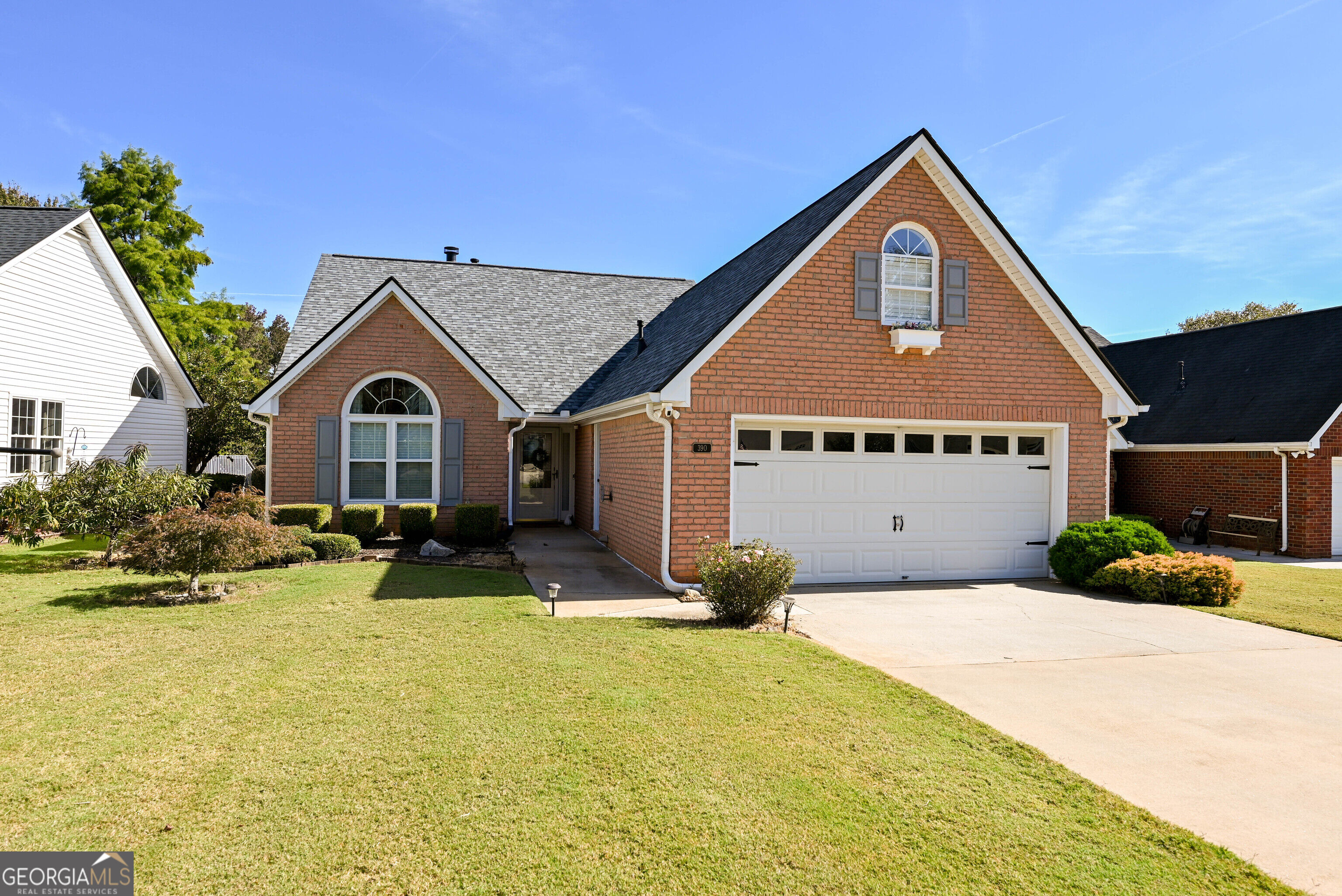 390 Fairway Court Property Photo 1