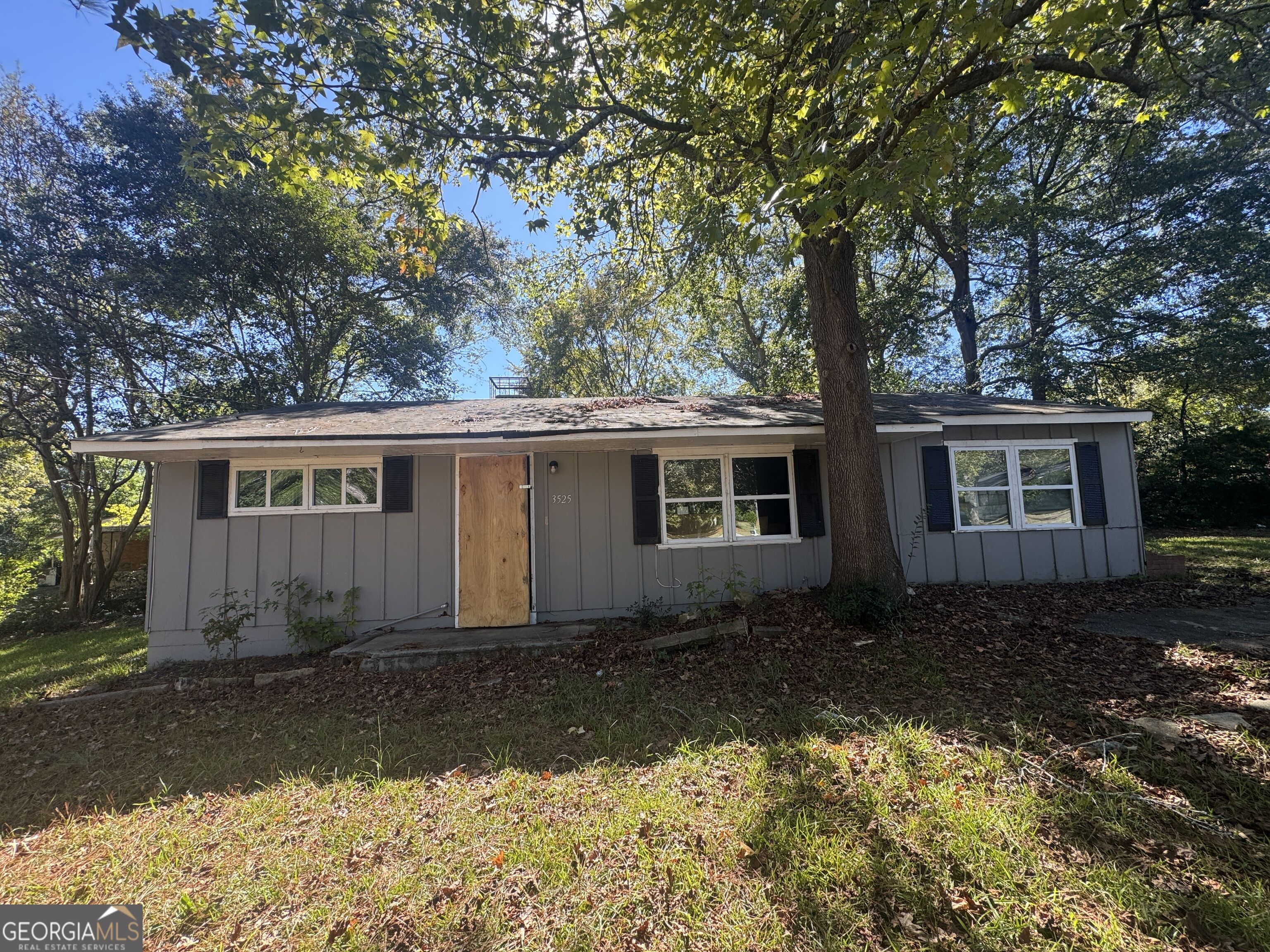 3525 Travis Boulevard Property Photo 1