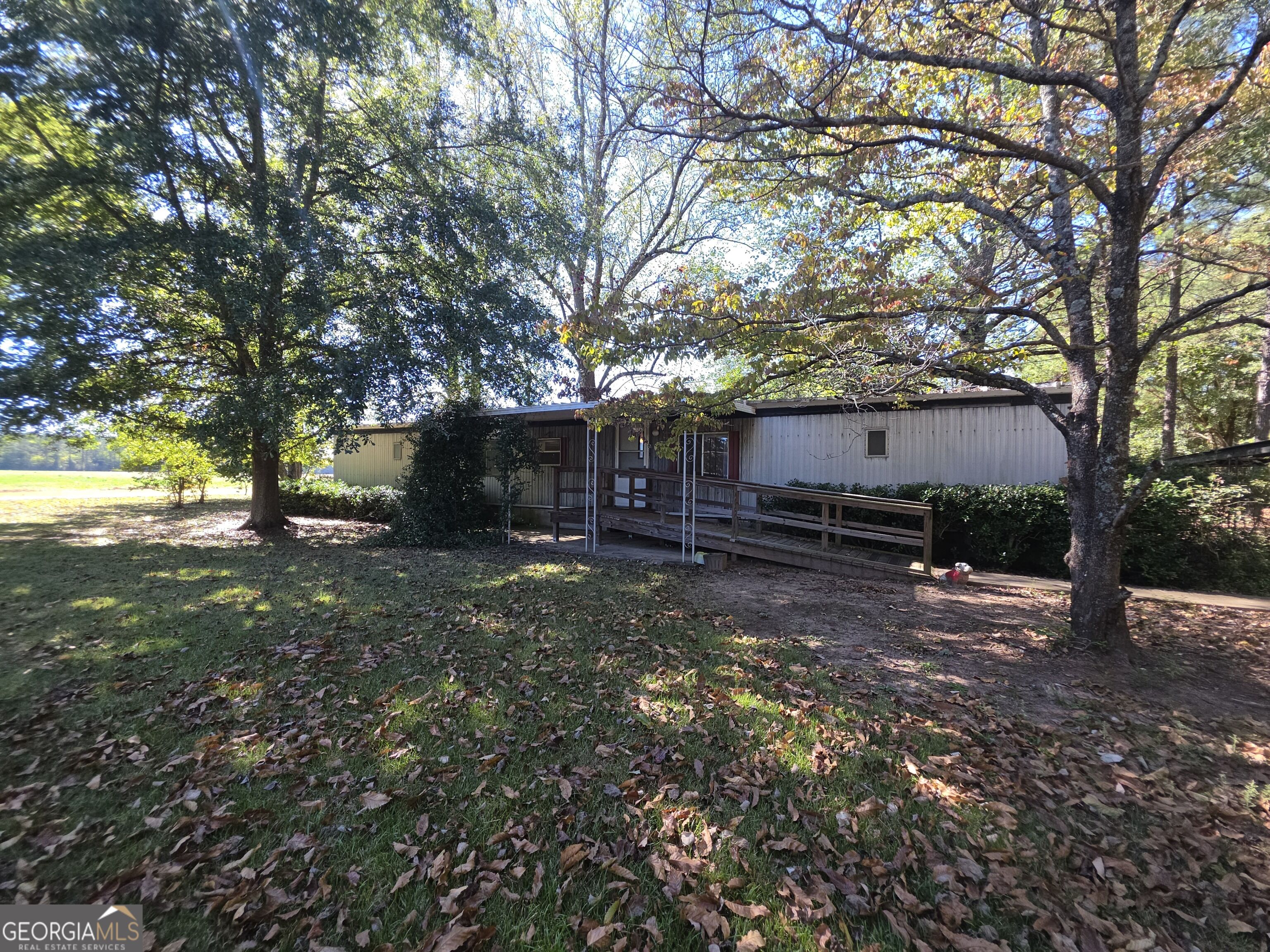 737 Woolfolk Road Property Photo 1