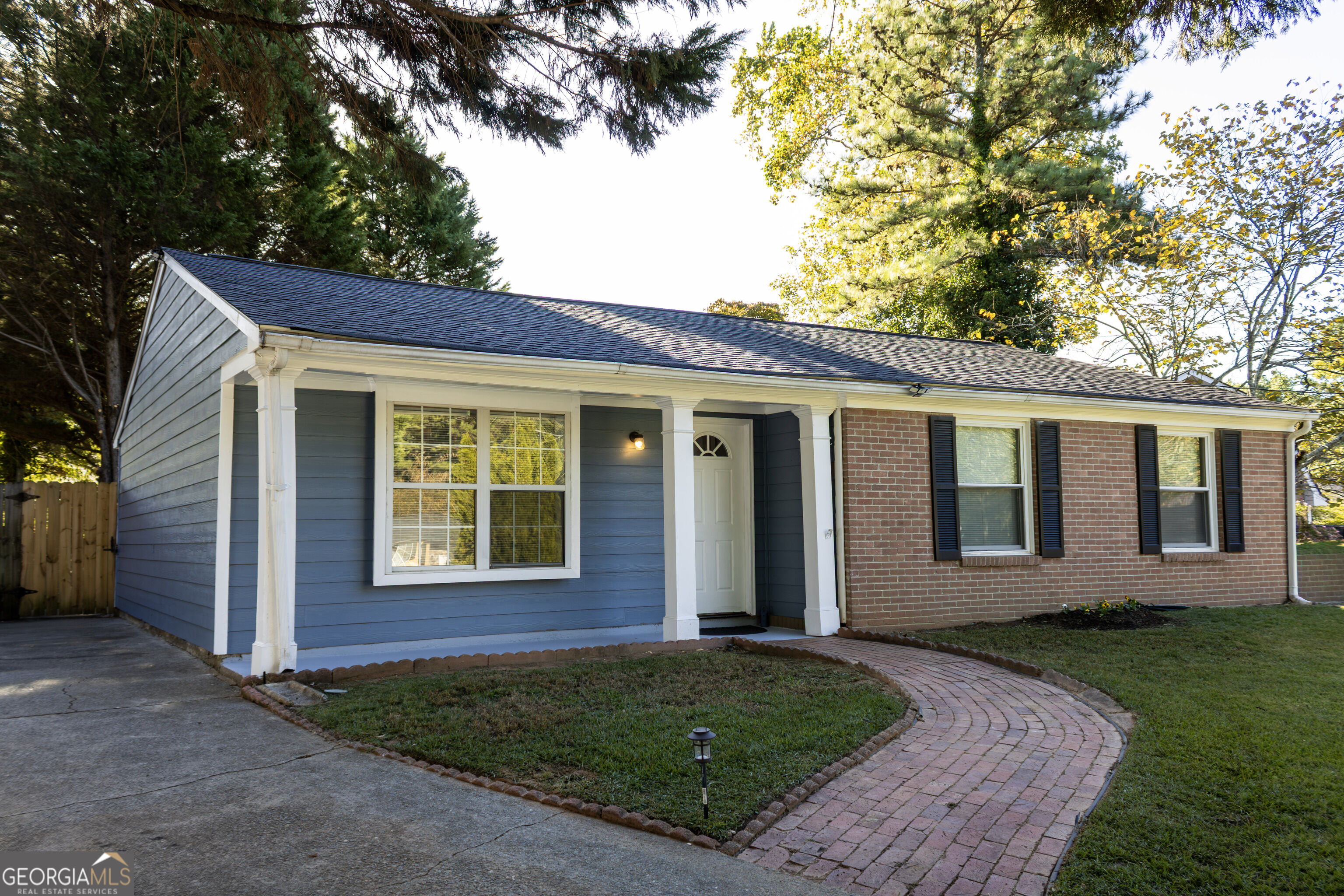 1379 Craighill Court Property Photo 1