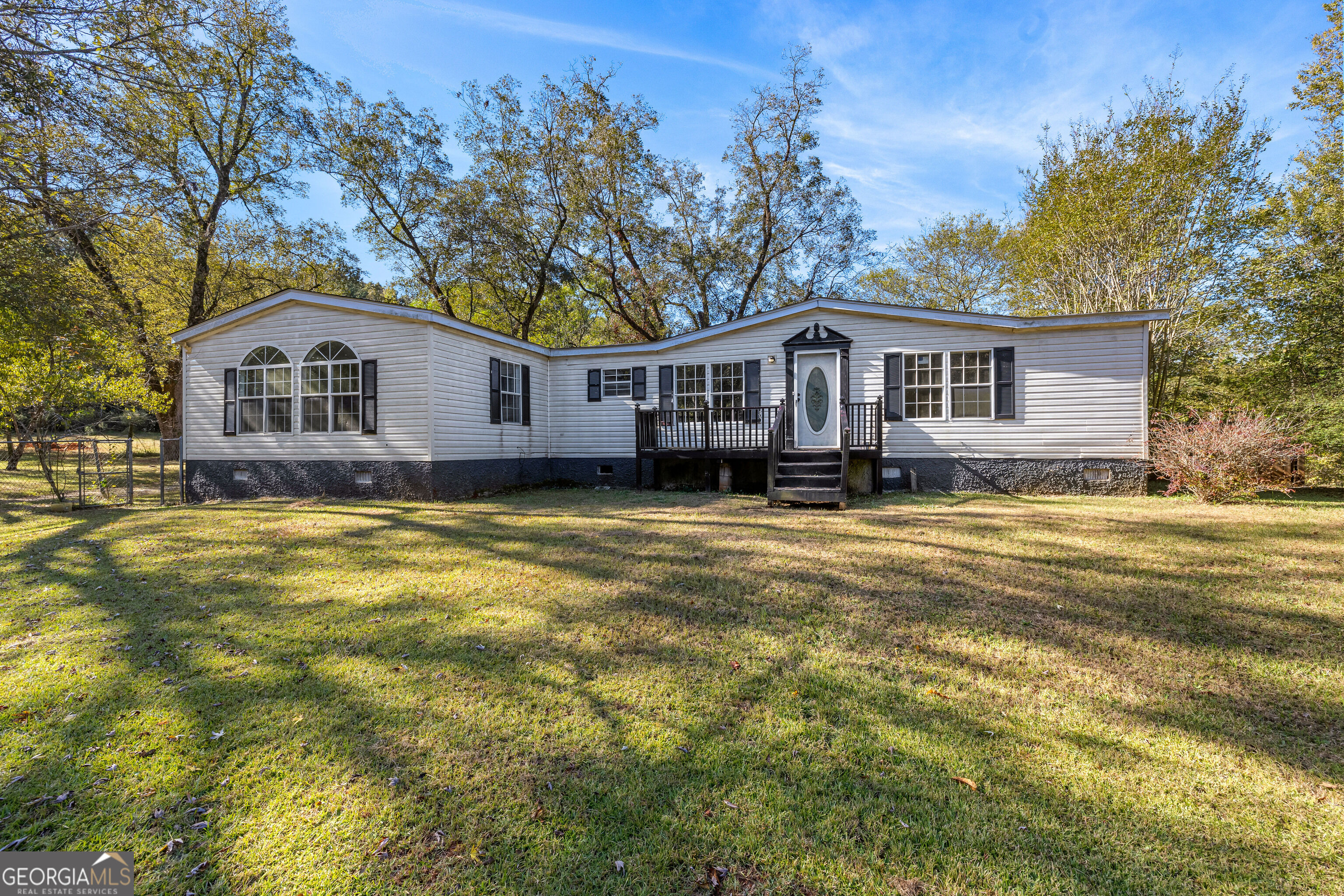 1394 Trice Cemetery Road Property Photo 1