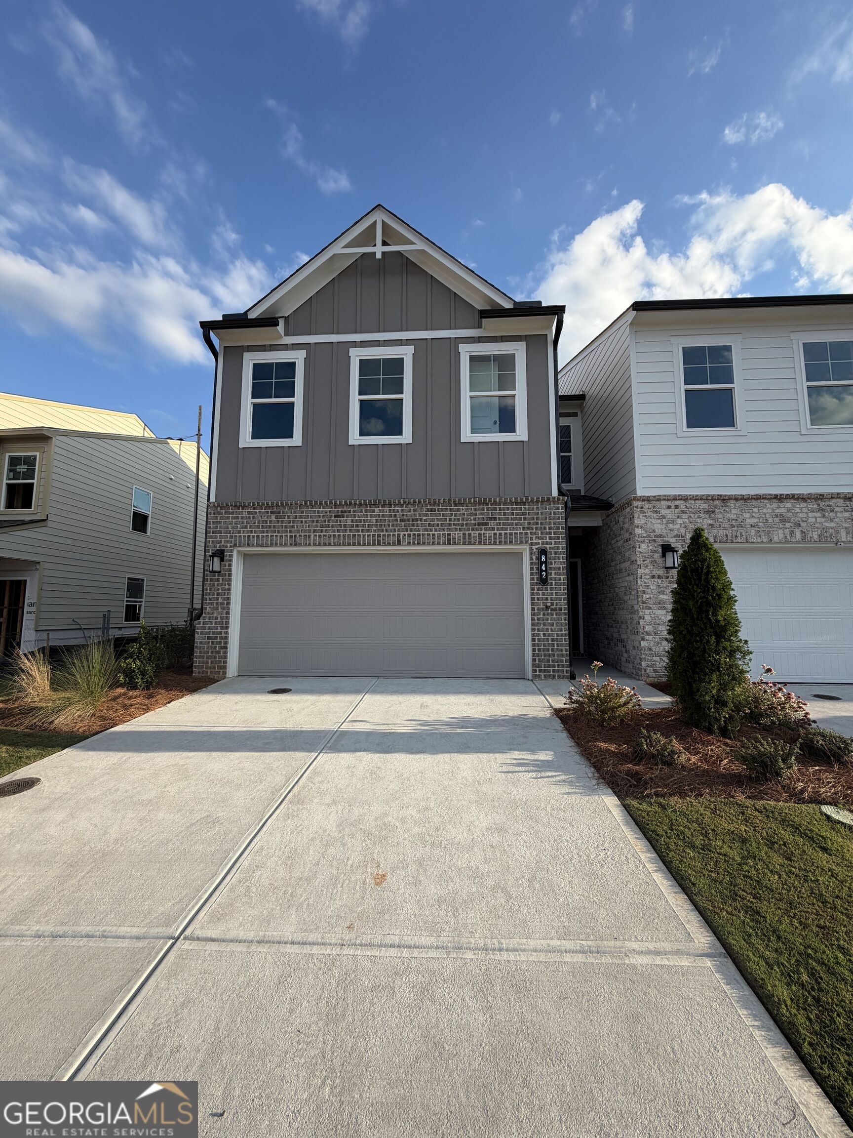842 Leraes Way Property Photo 1