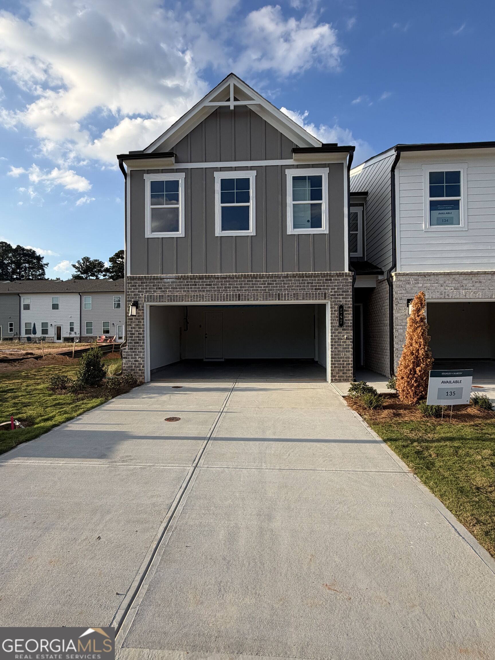 547 Raelyns Way Property Photo 1