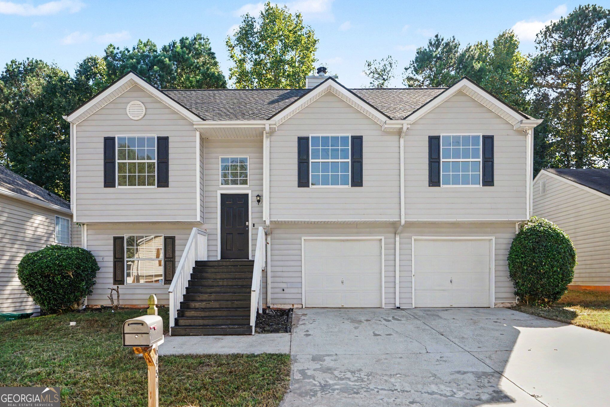 6451 Alford Circle Property Photo 1