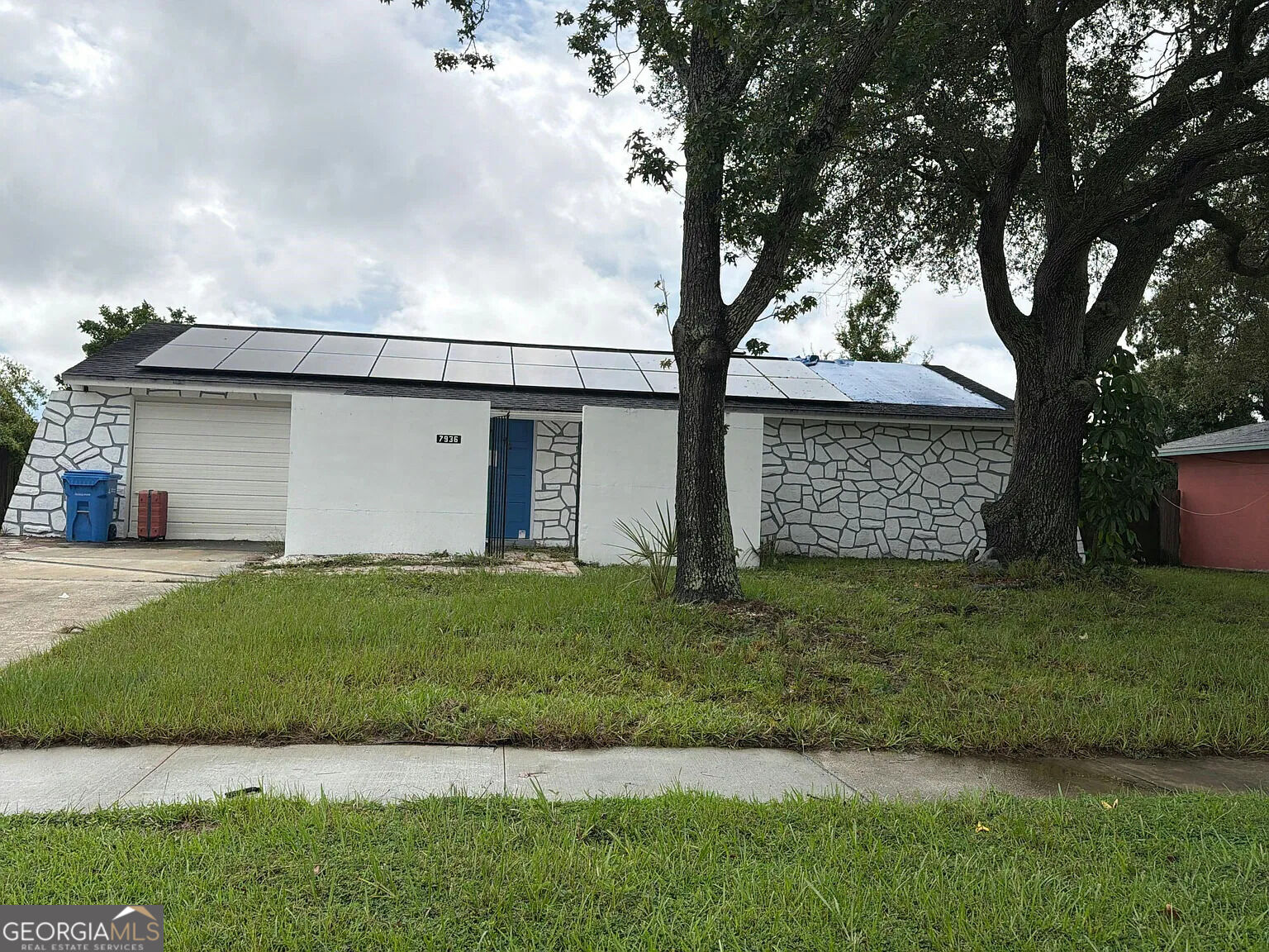 7936 Woodglen Circle Property Photo 1