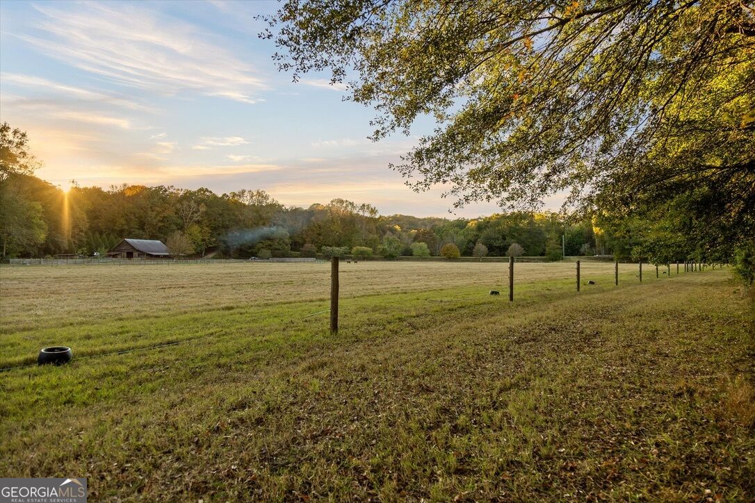 3052 Damascus Rd Property Photo 1