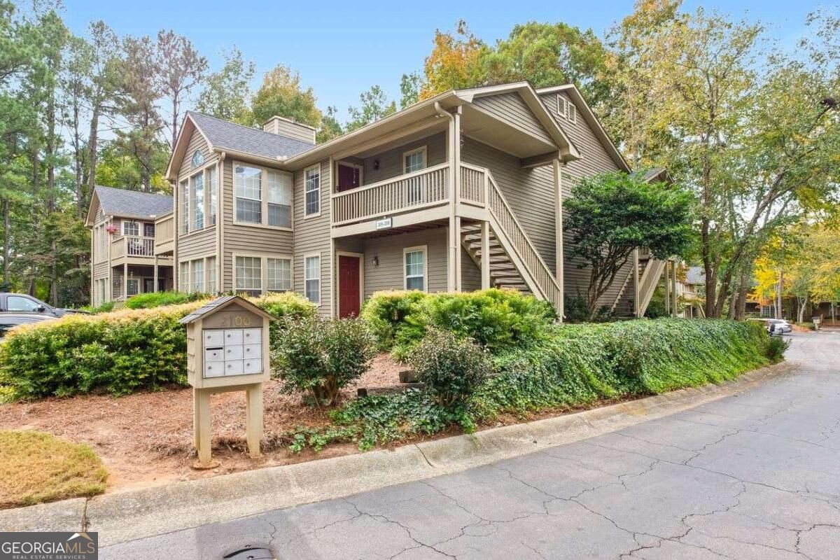 2108 Country Park Drive Se Property Photo 1