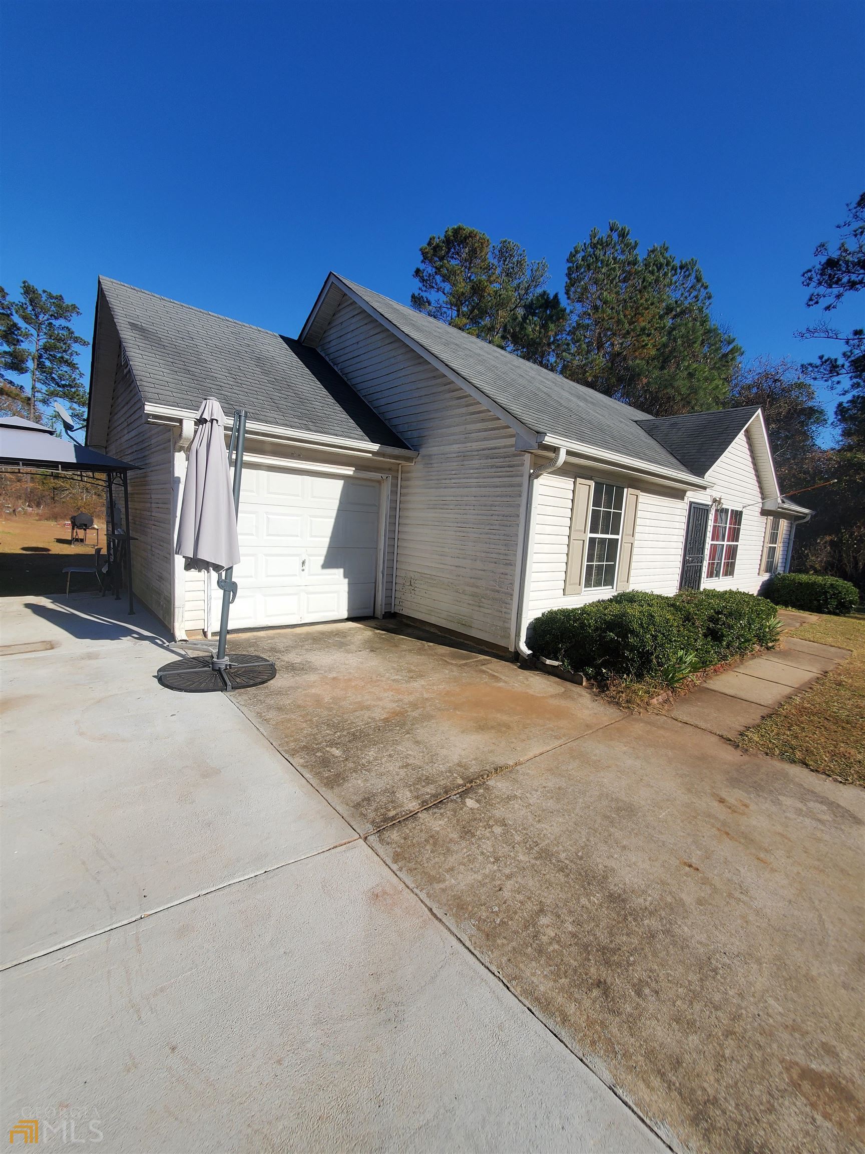 241 Apple Valley Road Property Photo 11
