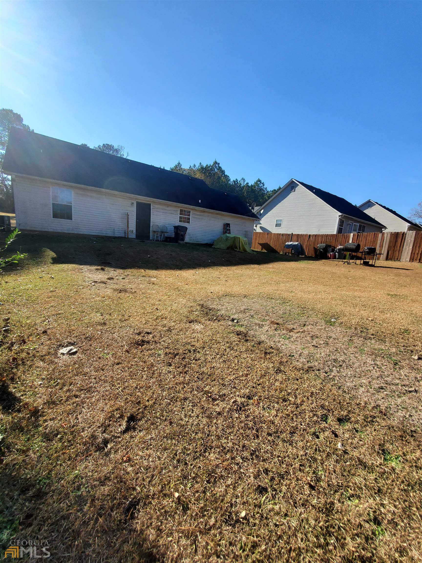 241 Apple Valley Road Property Photo 12