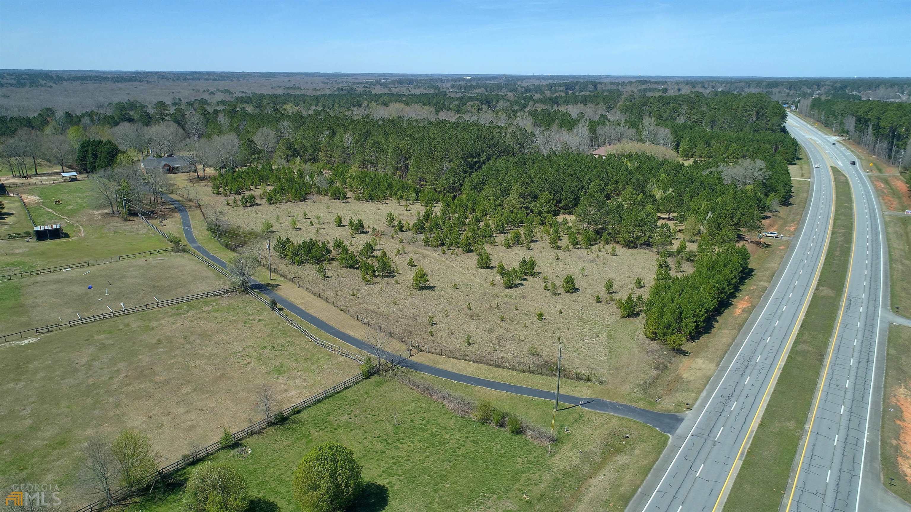 1493 Highway 74 Property Photo 1