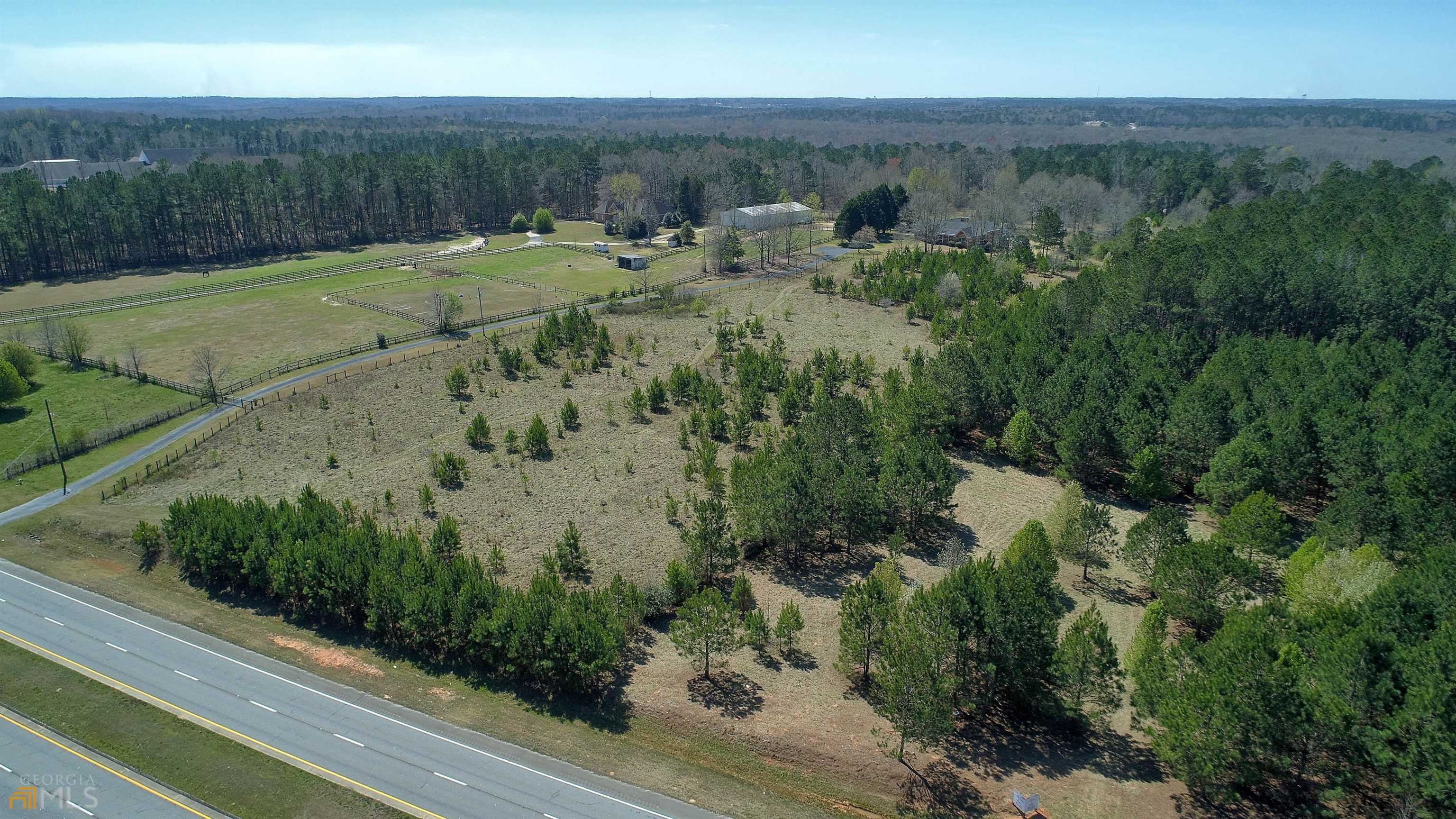 1493 Highway 74 Property Photo 6
