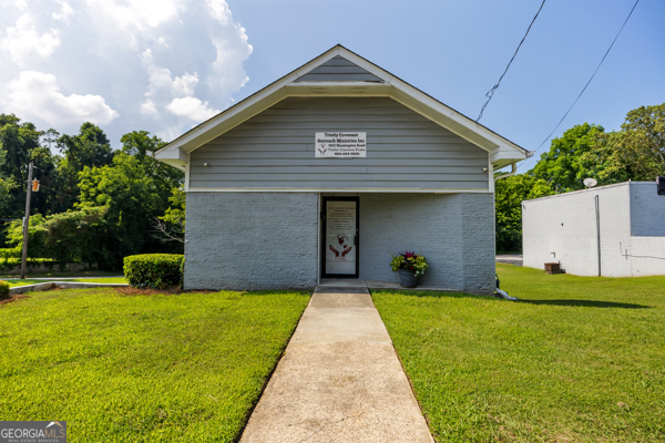 1852 Washington Road Property Photo 1