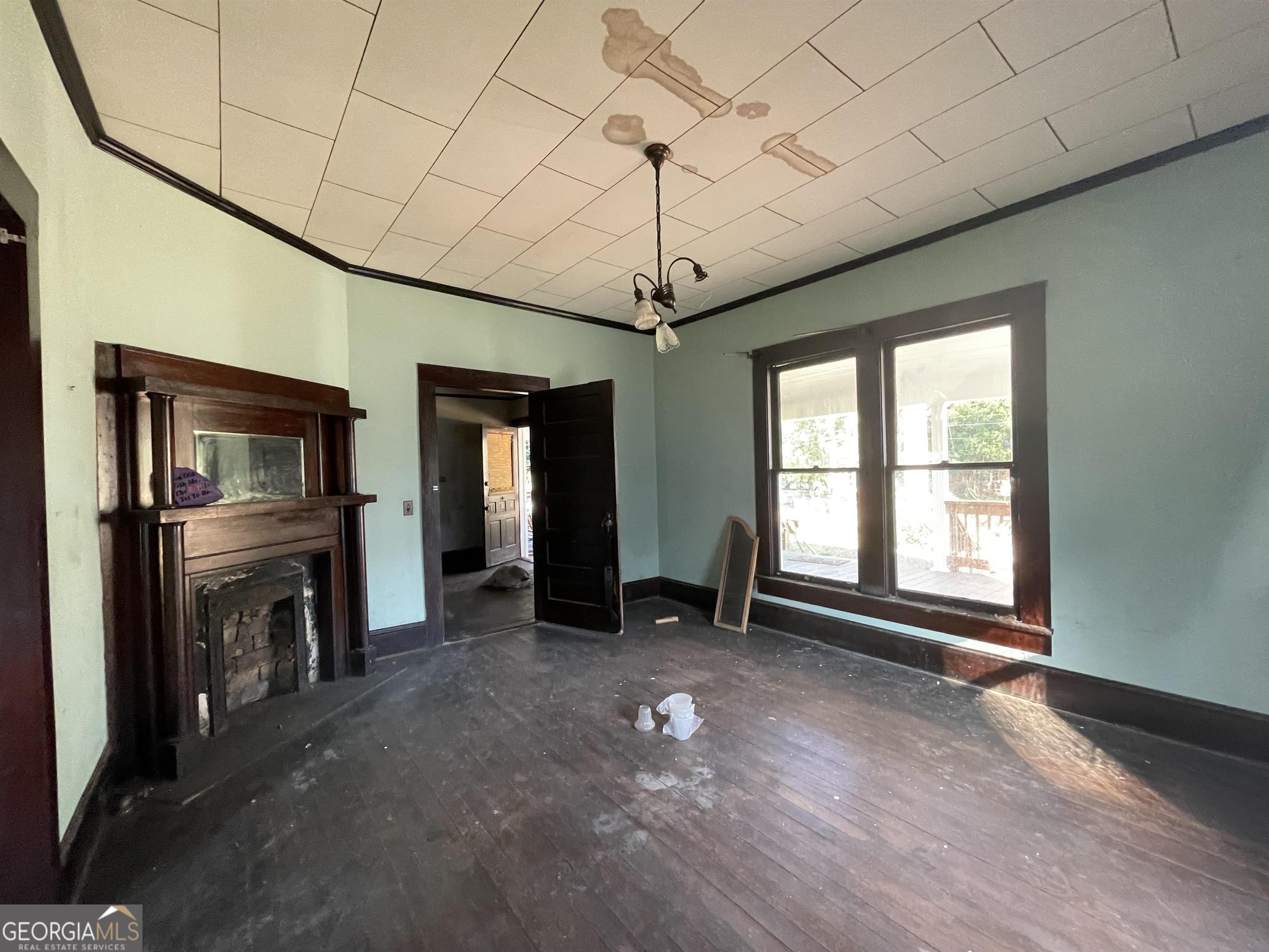 345 N Oliver Street Property Photo 9