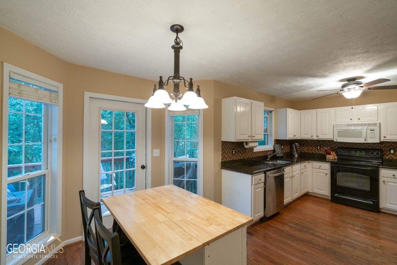 6435 Taylor Creek Court Property Photo 19