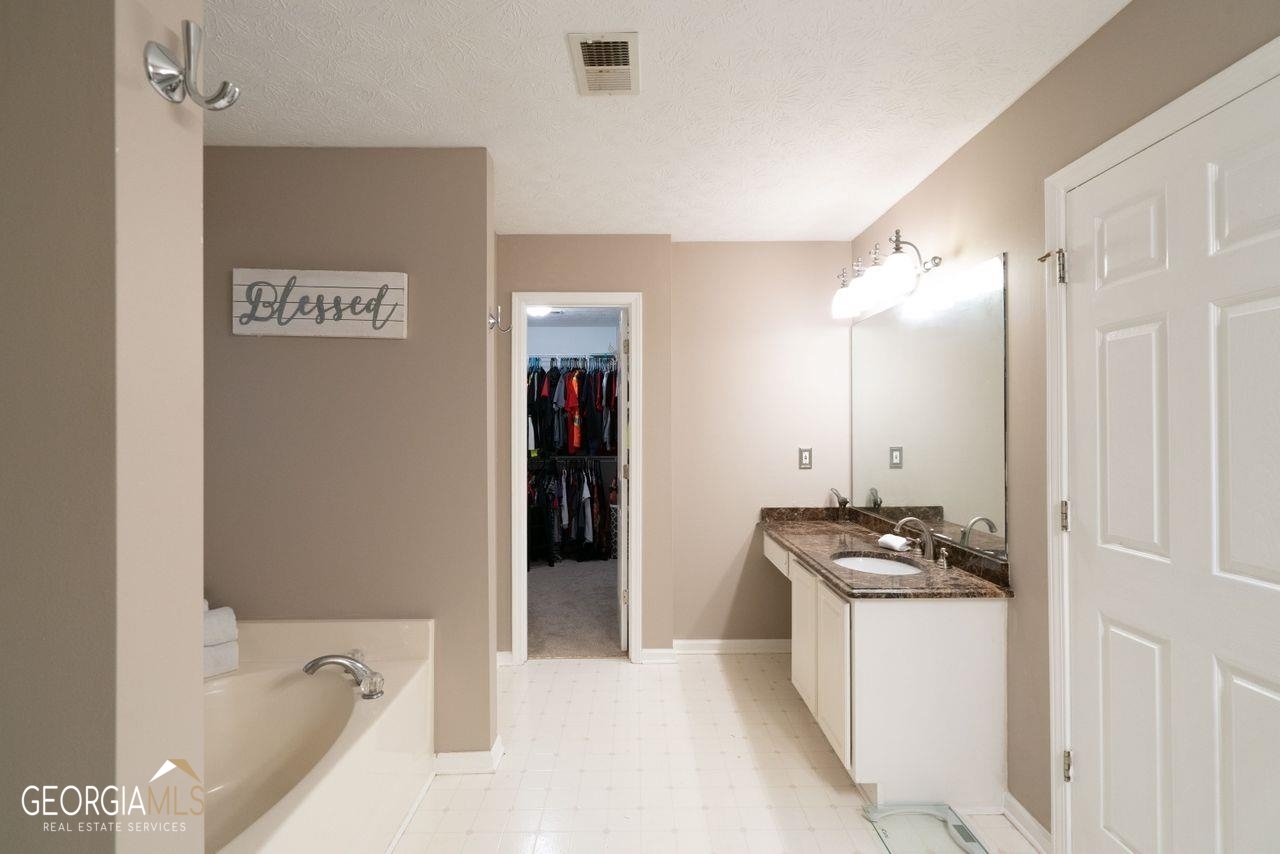 6435 Taylor Creek Court Property Photo 31
