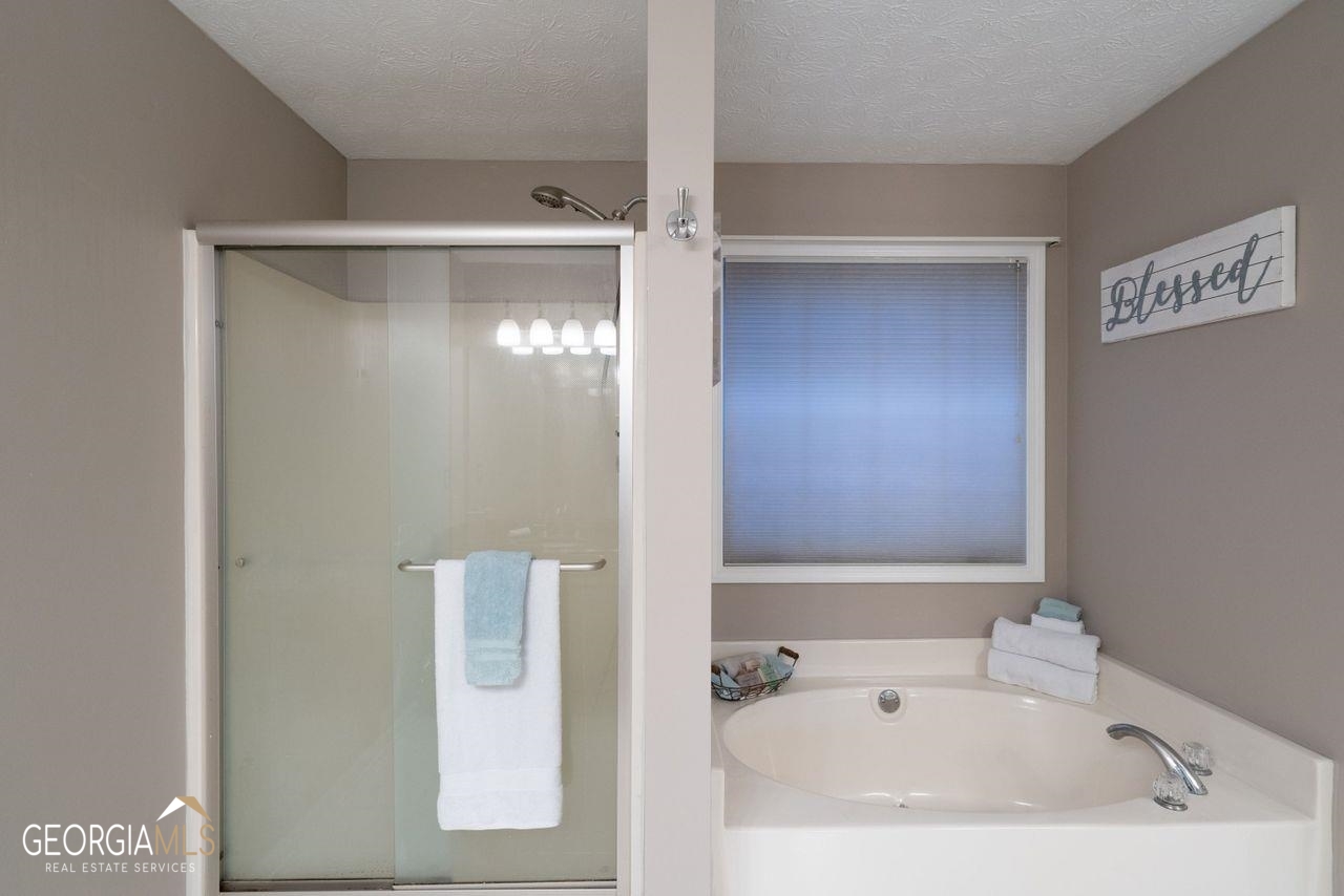 6435 Taylor Creek Court Property Photo 32