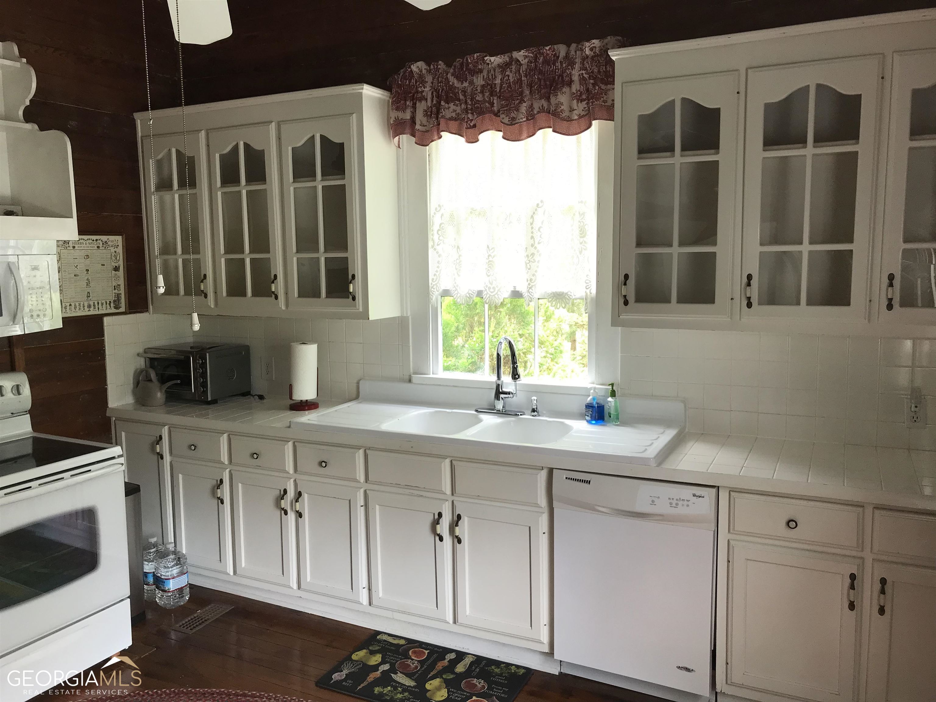 46 Homer Street Property Photo 30