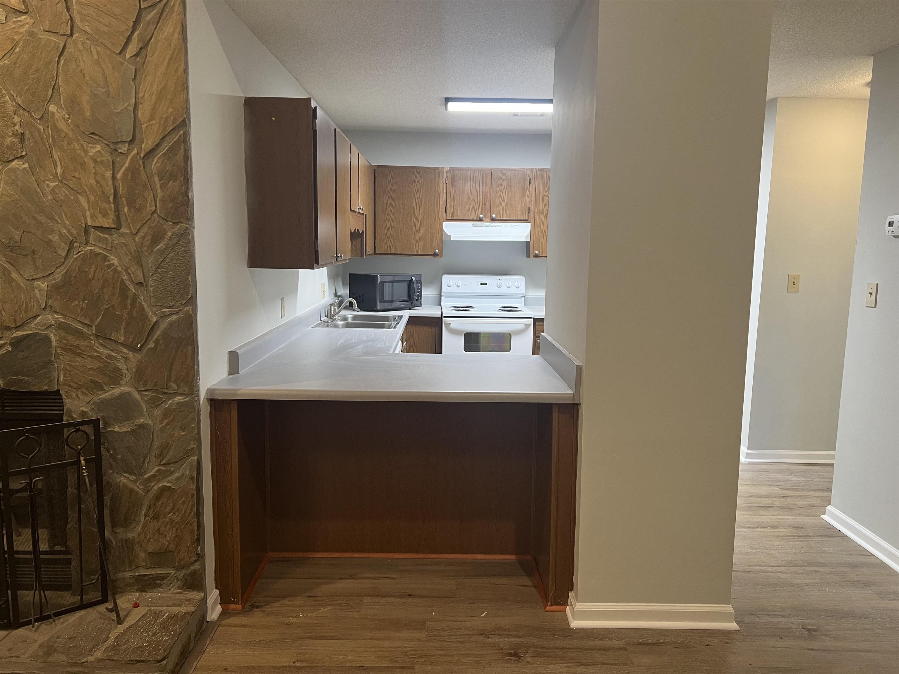 341 Somerset Drive Property Photo 4