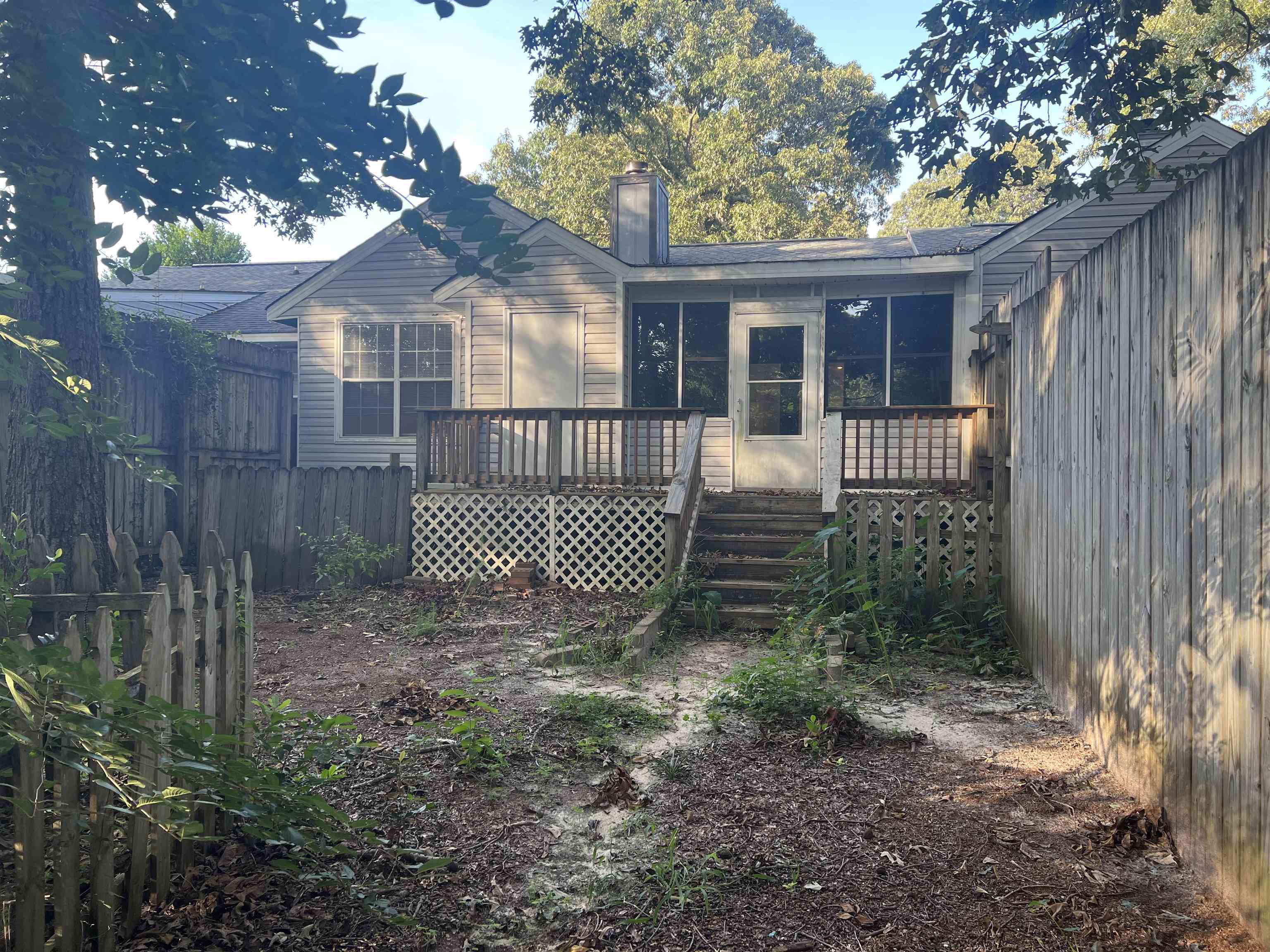 341 Somerset Drive Property Photo 10