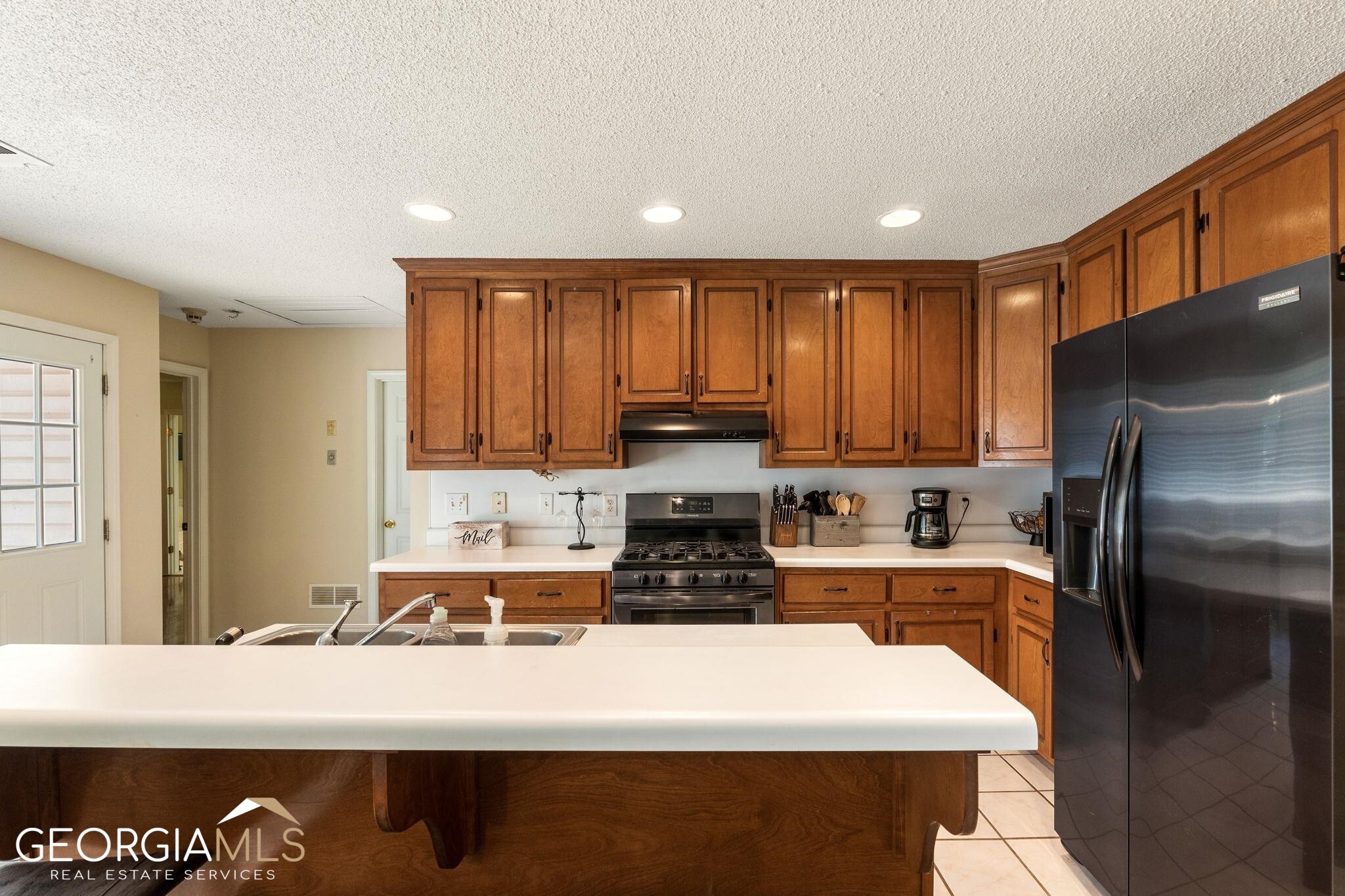 2390 Luella Road (5.75 Acres) Property Photo 4