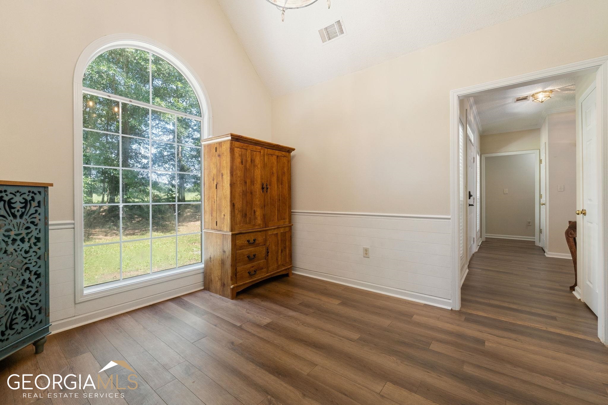 2390 Luella Road (5.75 Acres) Property Photo 8