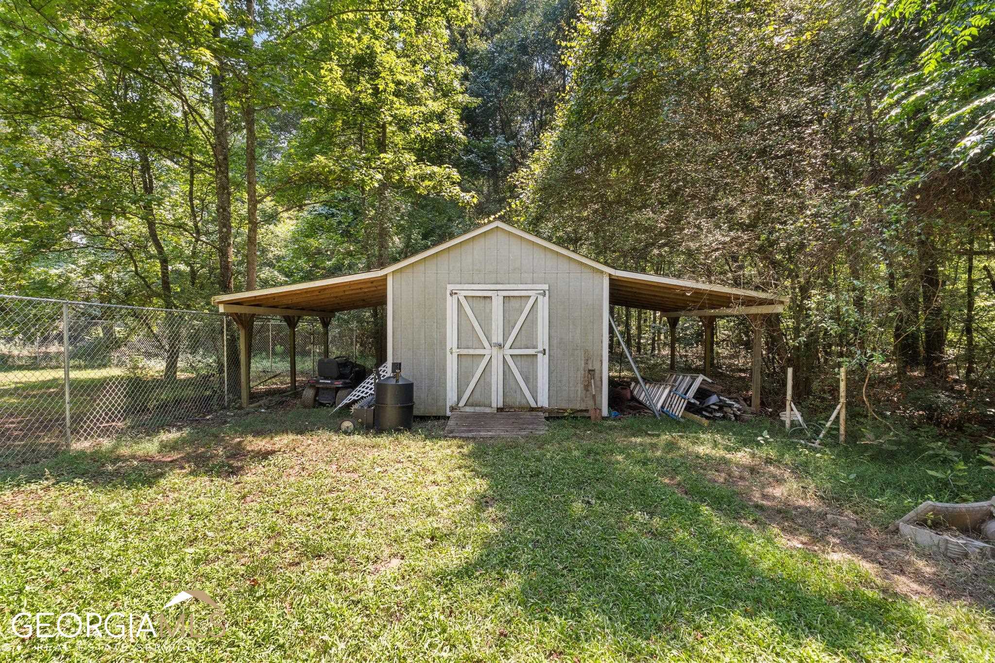 2390 Luella Road (5.75 Acres) Property Photo 24