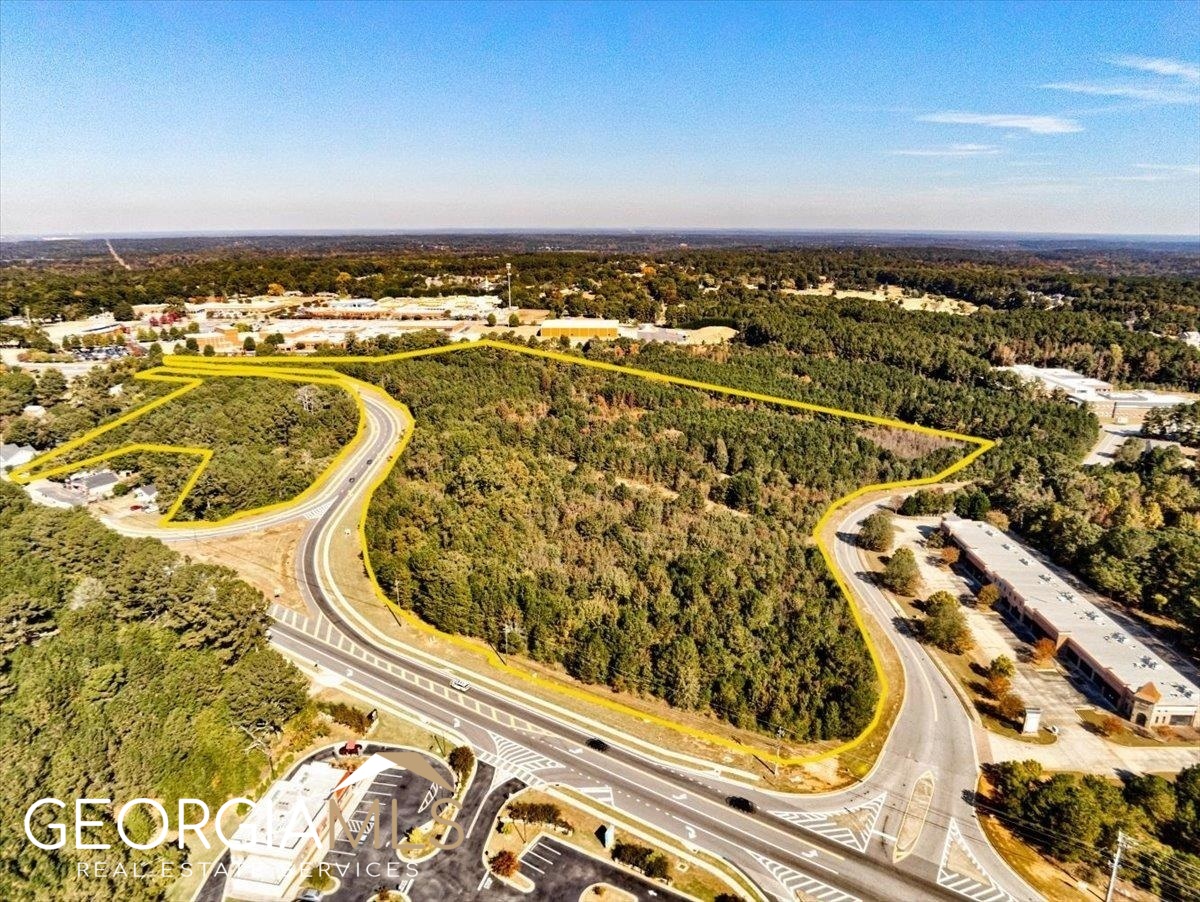 491 Highway 81 E Property Photo 1