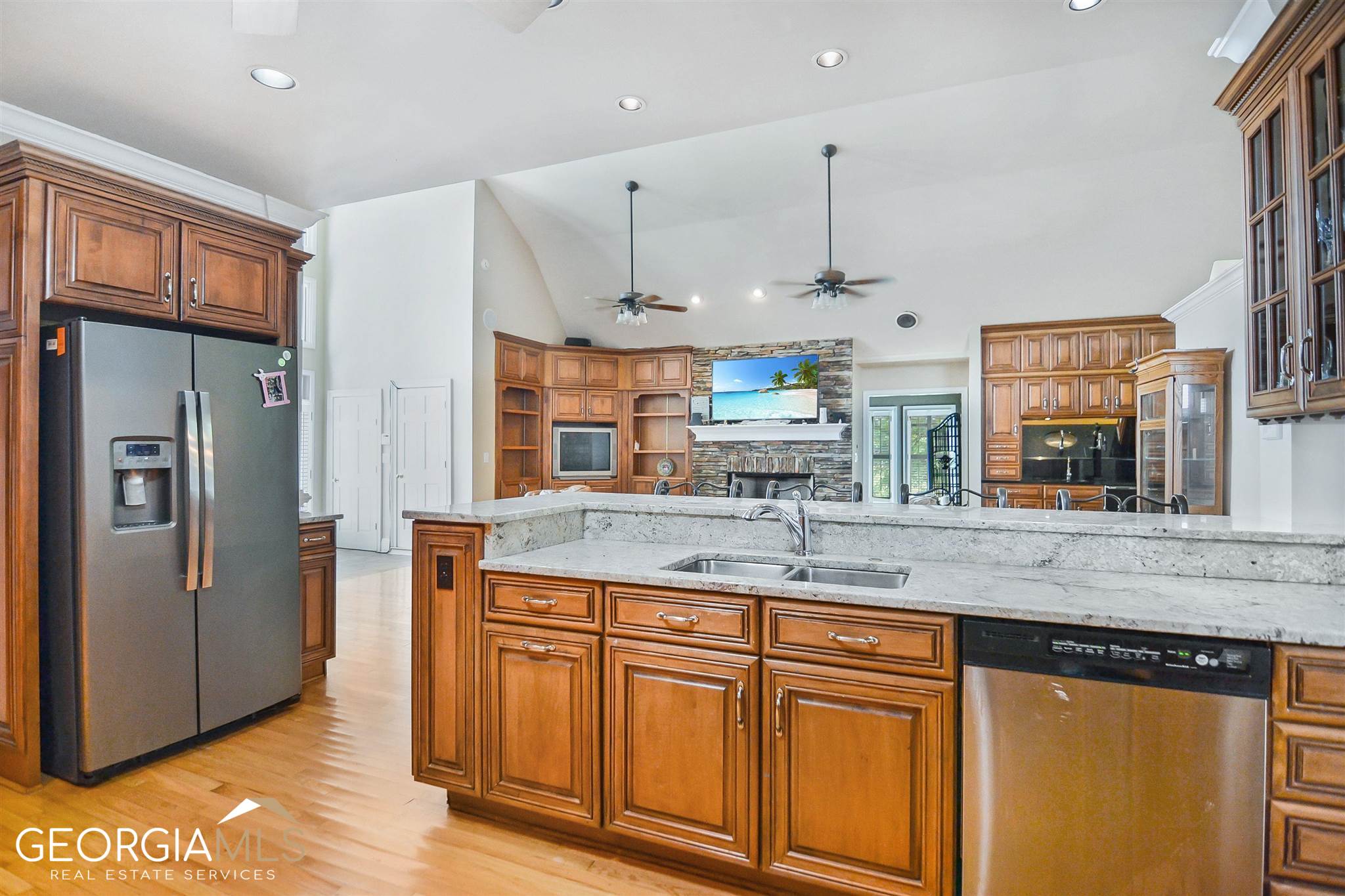 460 Dixie Road Property Photo 11
