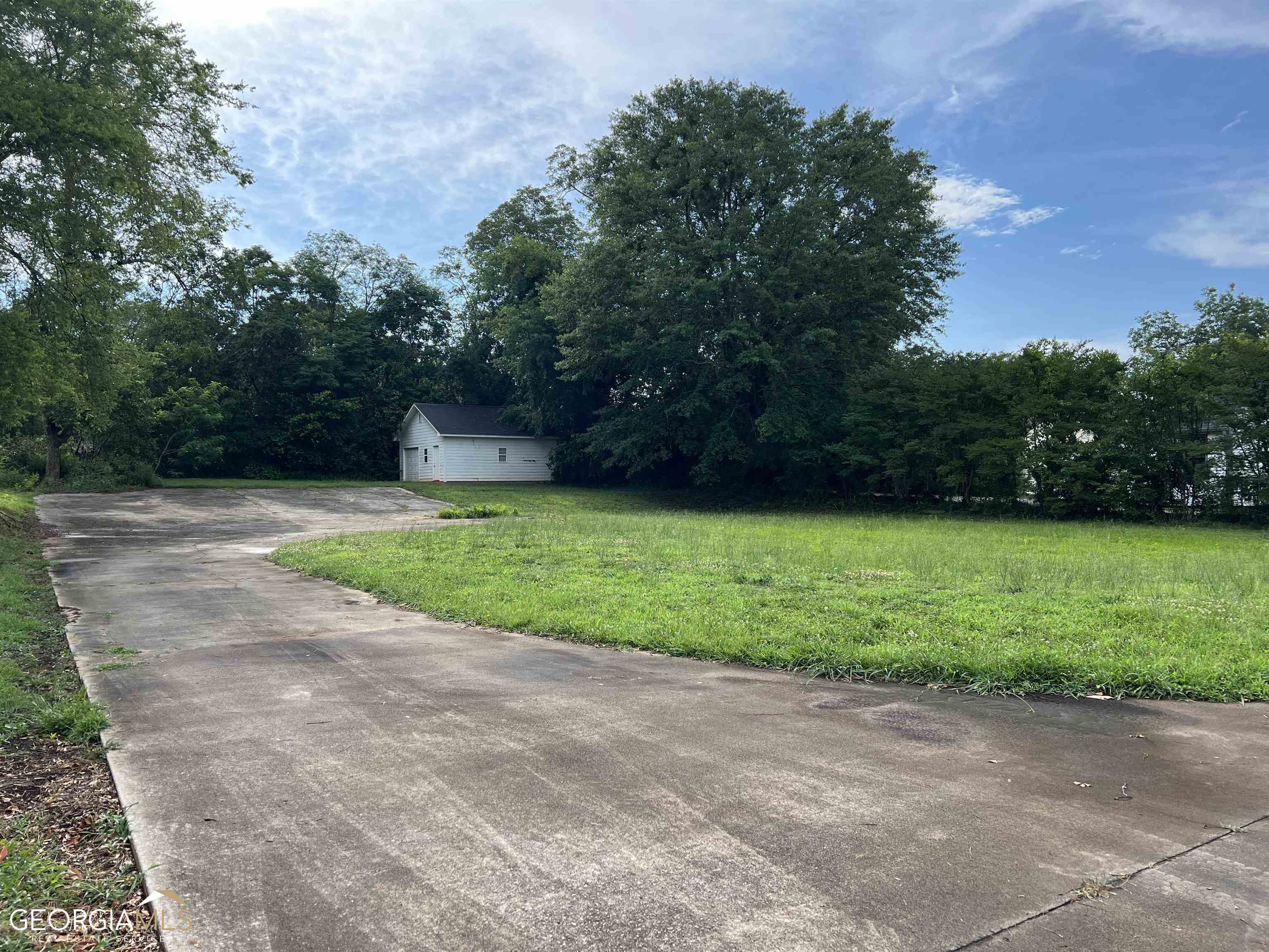 92 Atlanta Street Property Photo 2