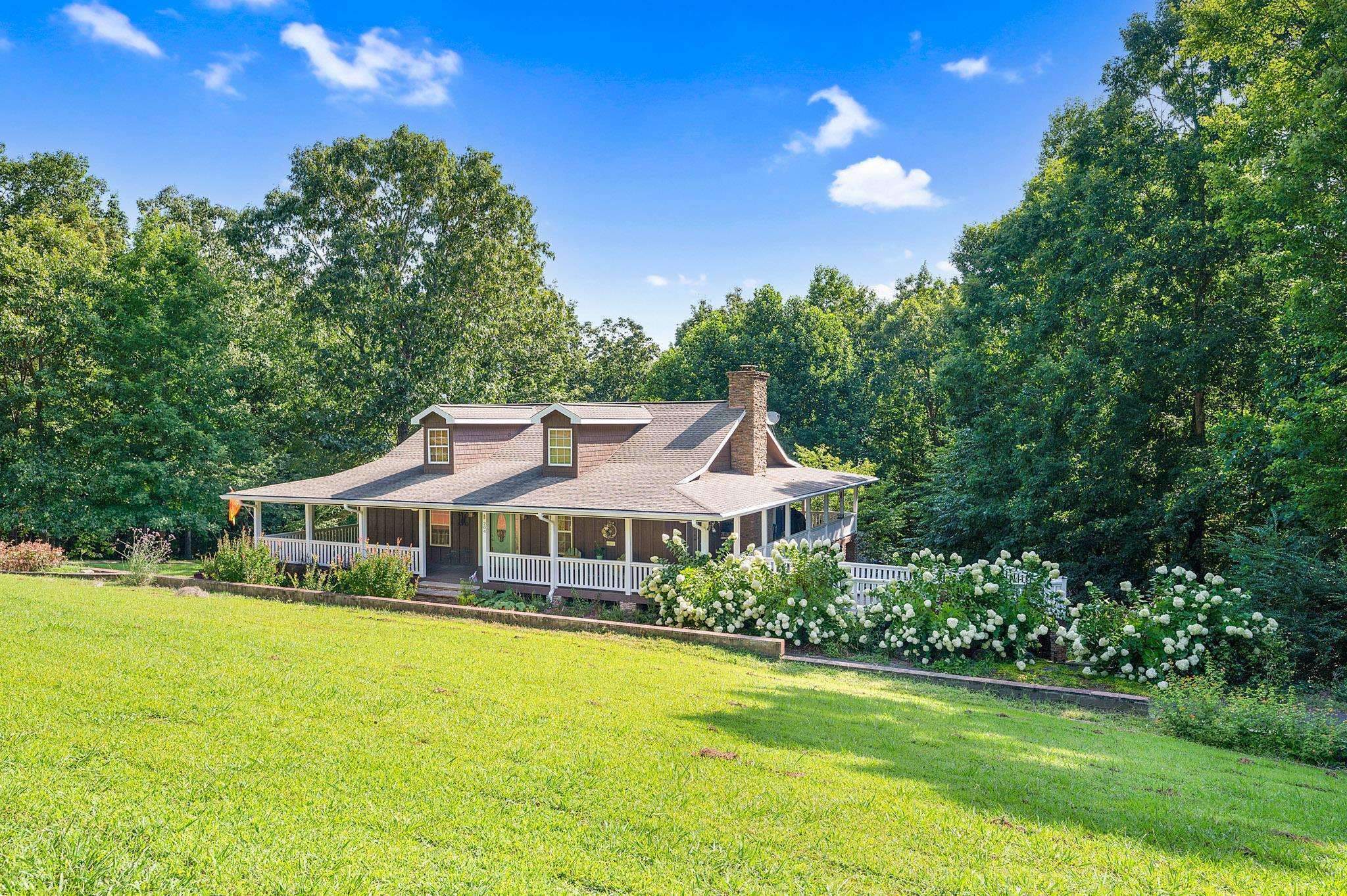204 Nw Deerfield Lane Property Photo