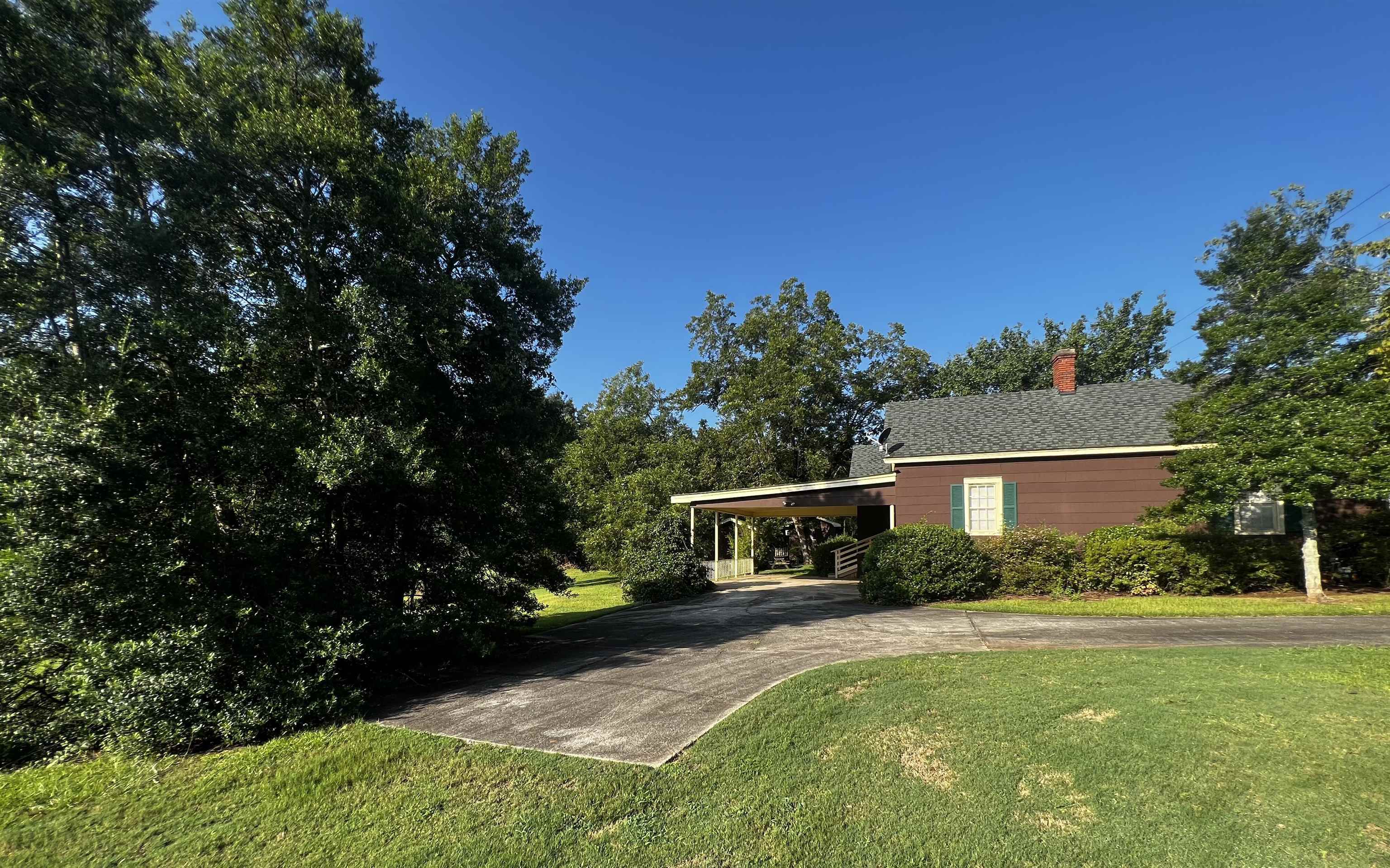 1761 Walnut Avenue Property Photo 10