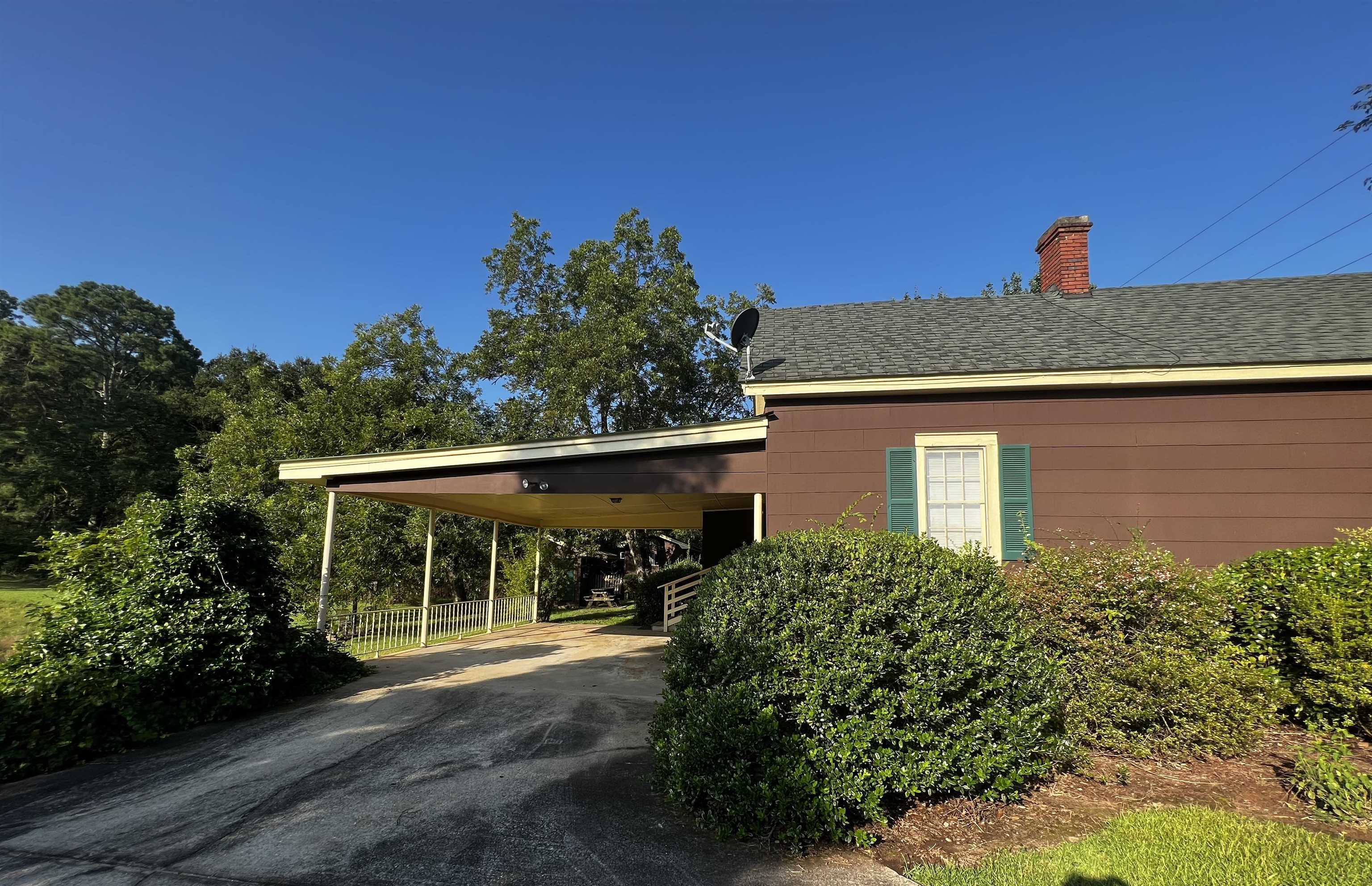 1761 Walnut Avenue Property Photo 12