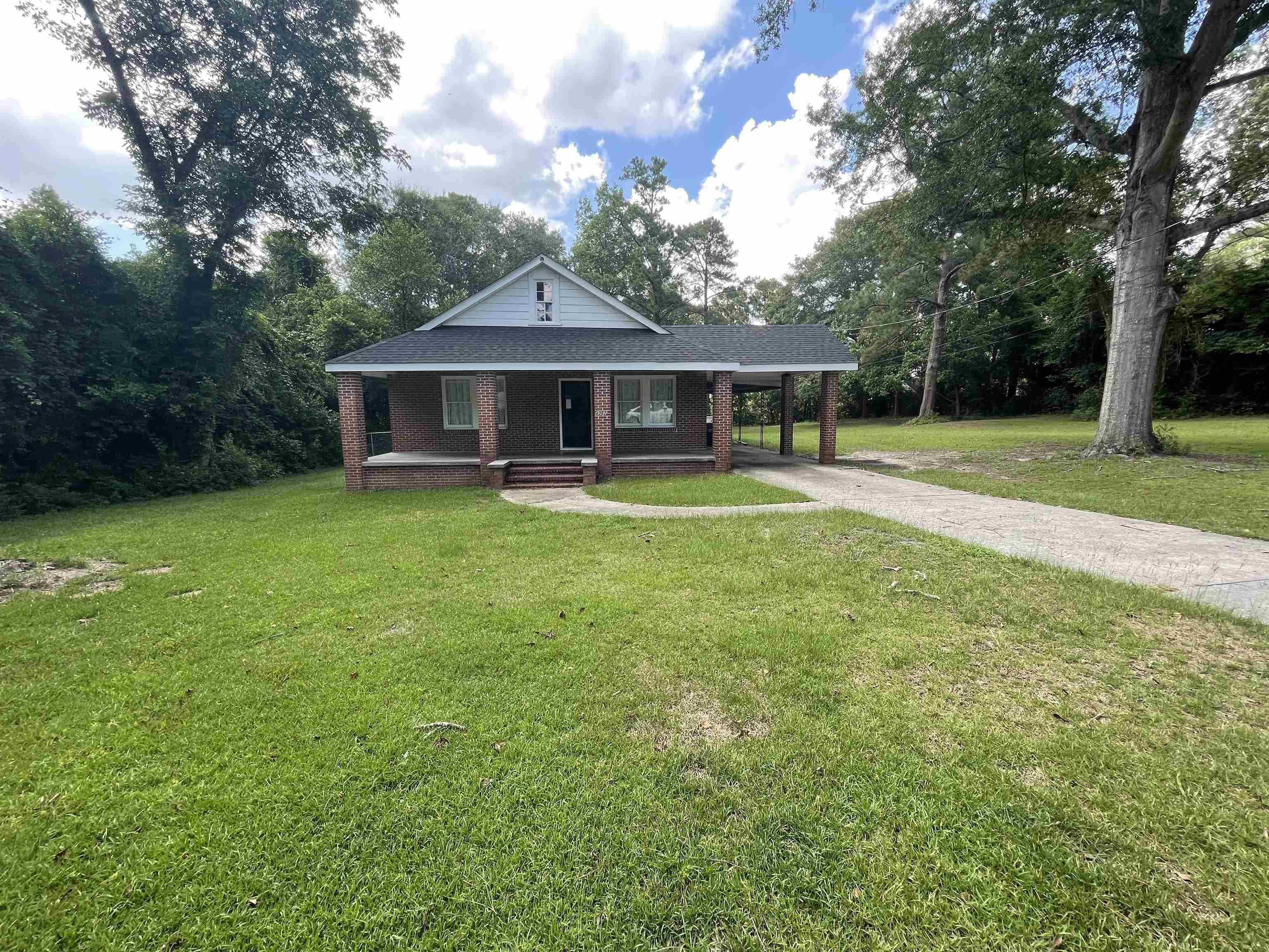 4367 Old Macon Road Property Photo 3