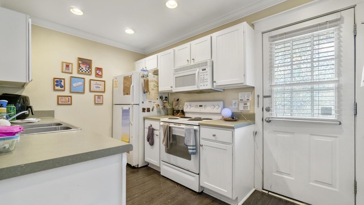 1035 Barnett Shoals Road Apt 430 Property Photo 28