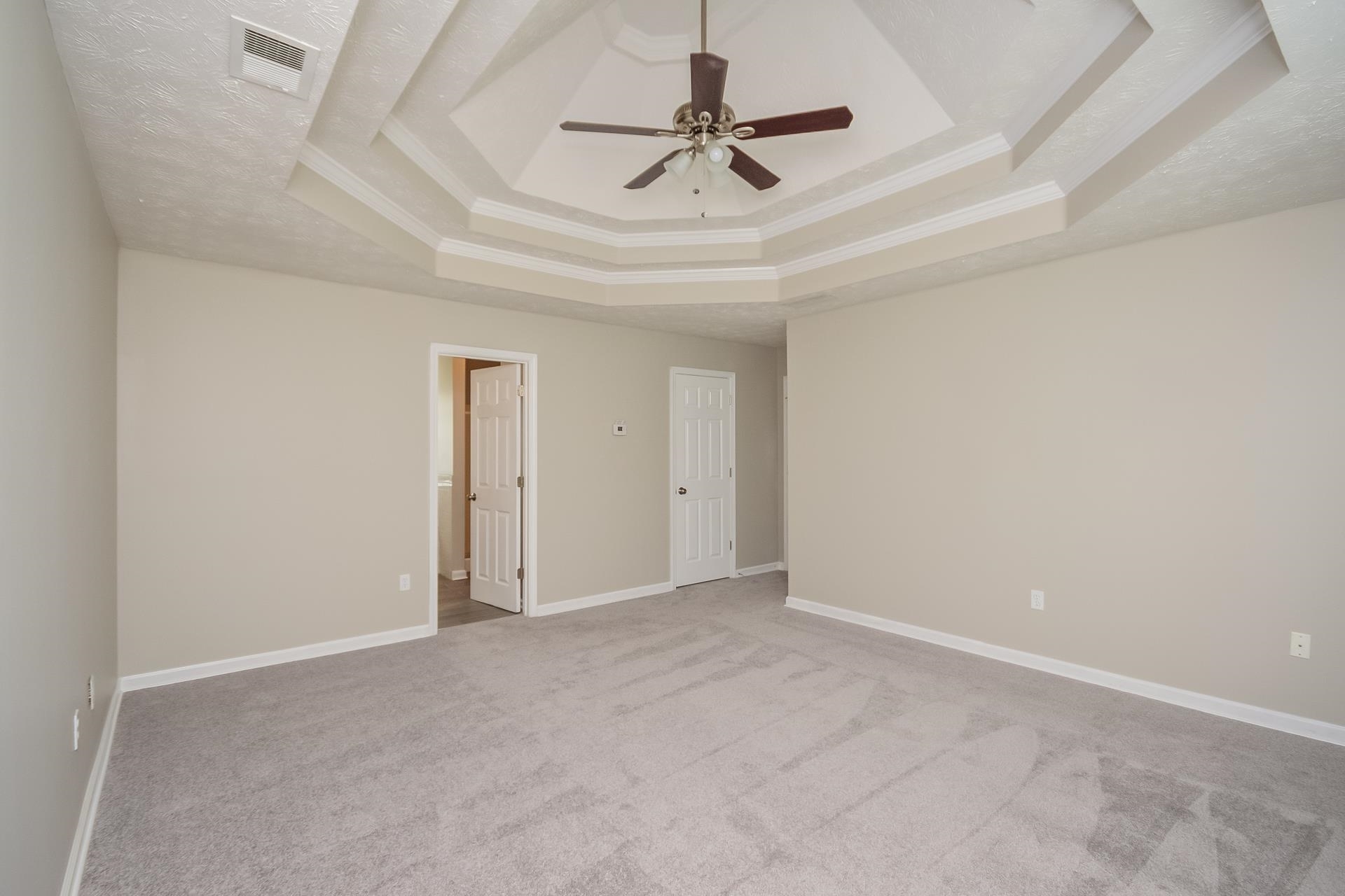 1600 Summit Point Property Photo 12