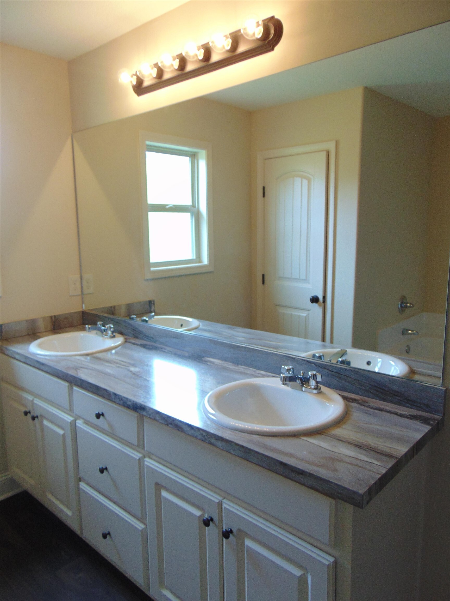 185 Meagan Street # 82 Property Photo 19