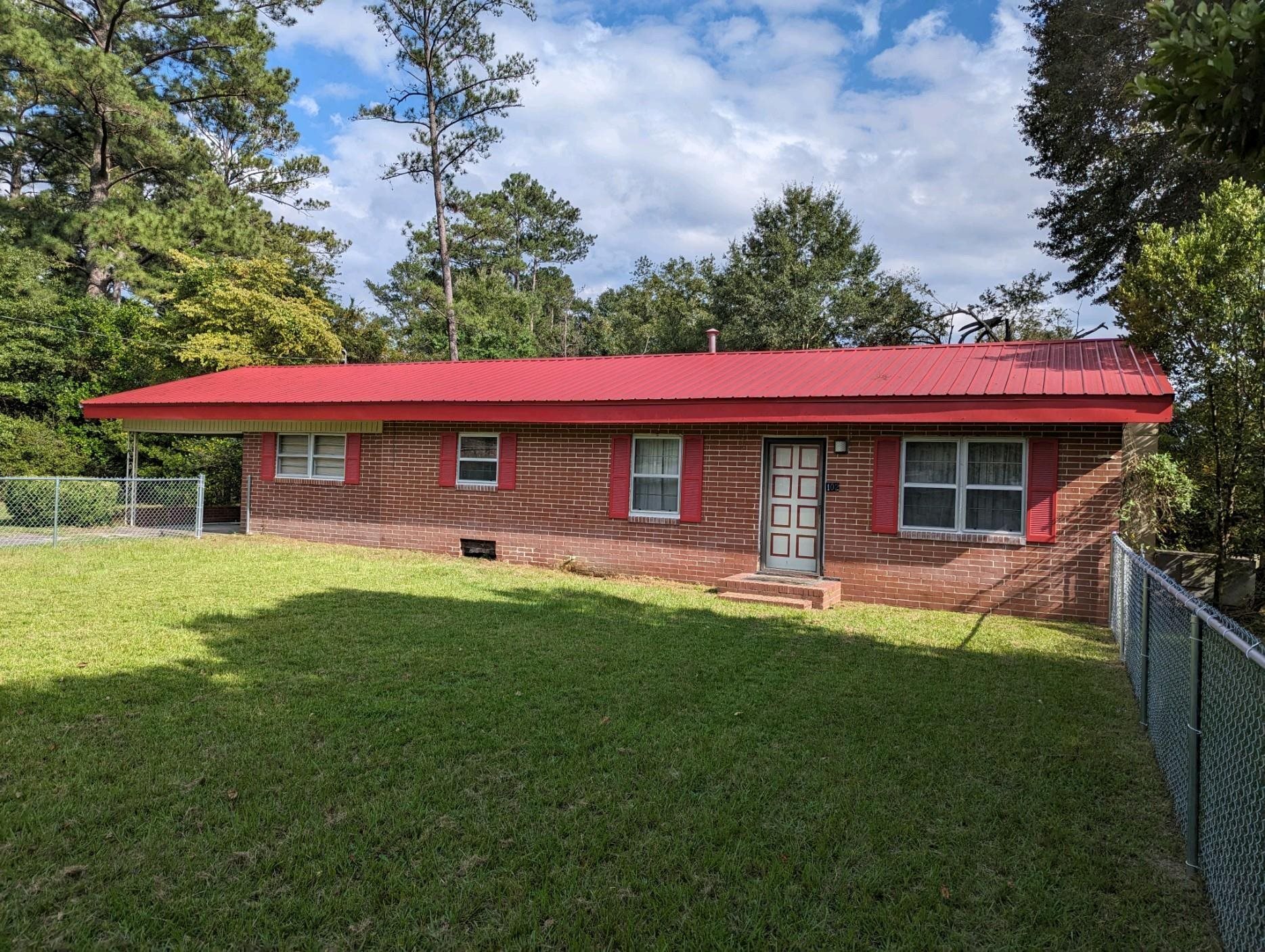 102 Ann Street Property Photo