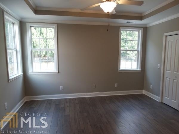 109 Garden Walk Property Photo 7