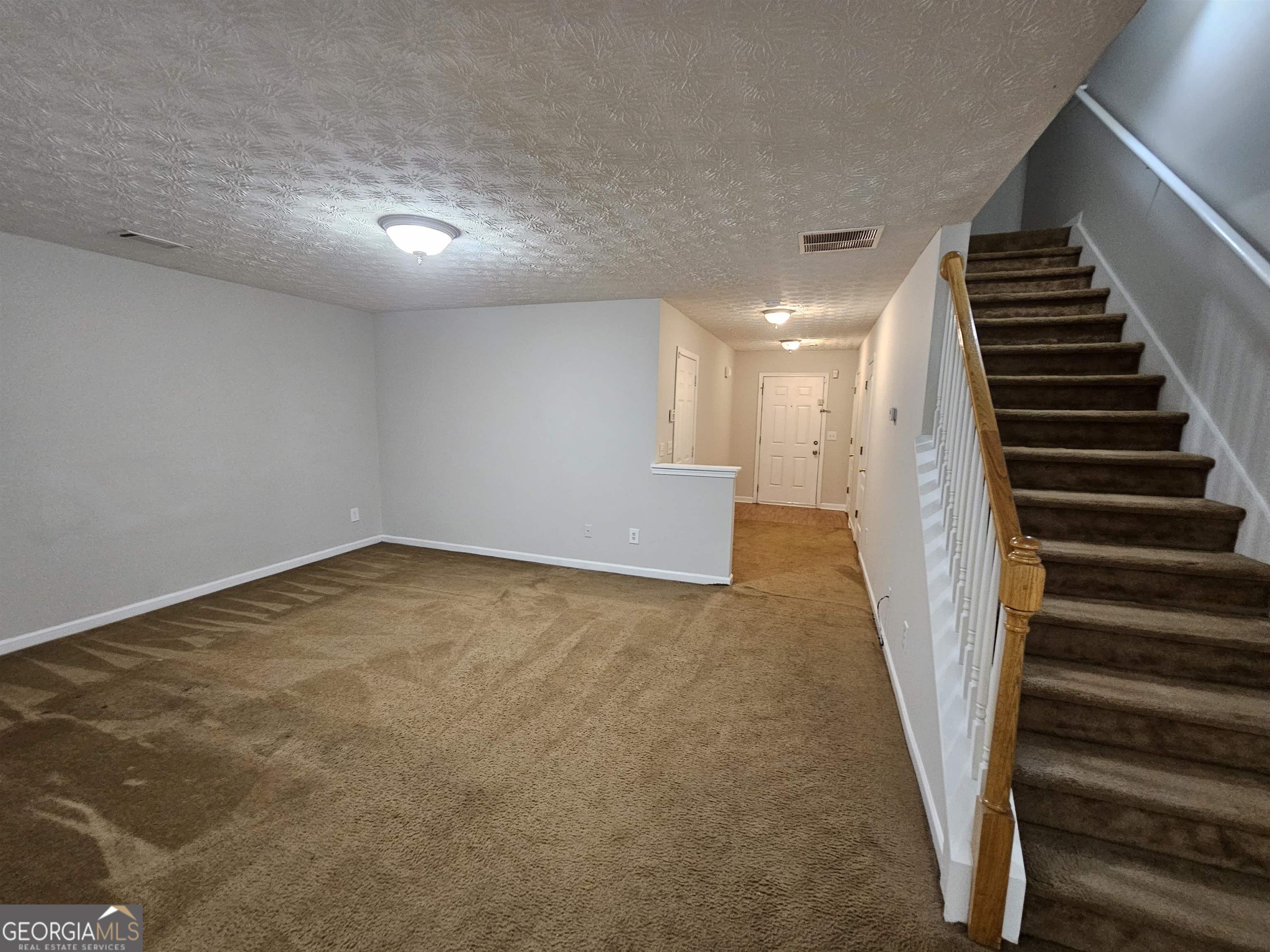 723 Georgetown Court Property Photo 15