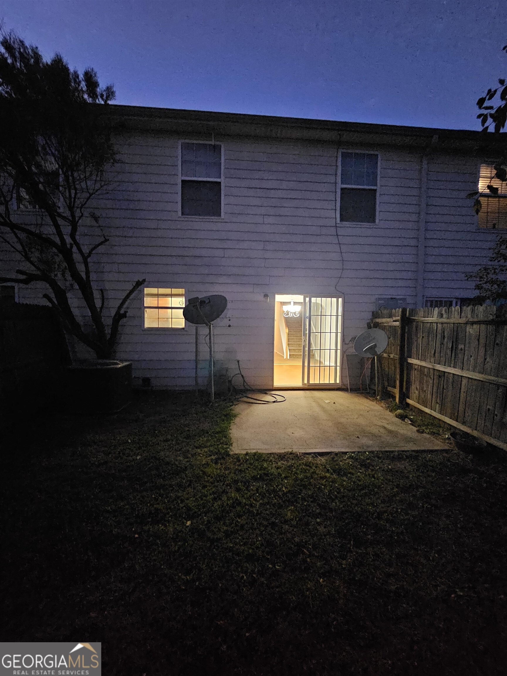 723 Georgetown Court Property Photo 35