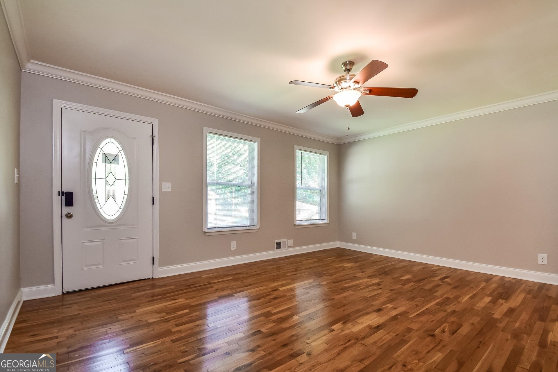 5485 Deerfield Trail Property Photo 3