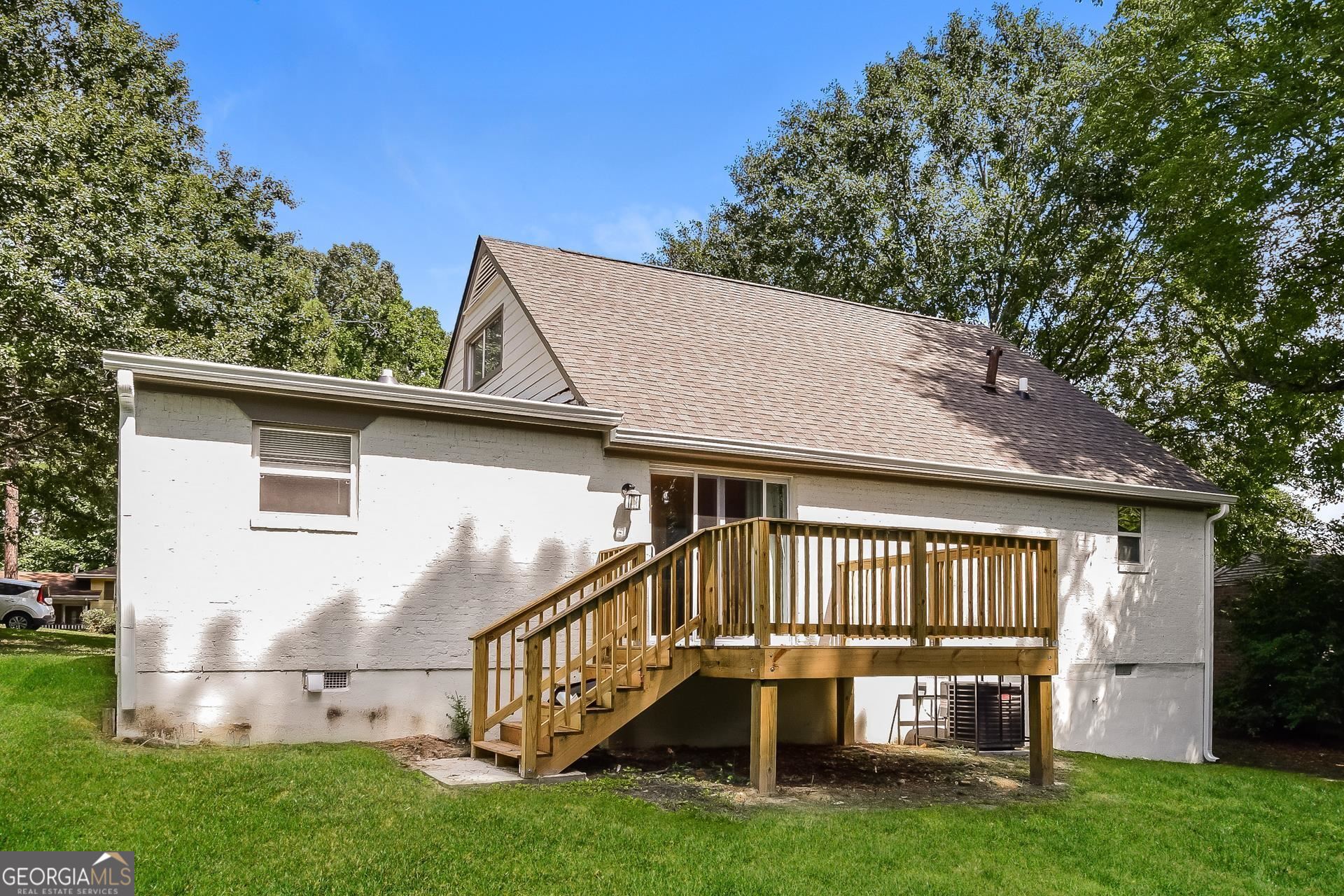 5485 Deerfield Trail Property Photo 14