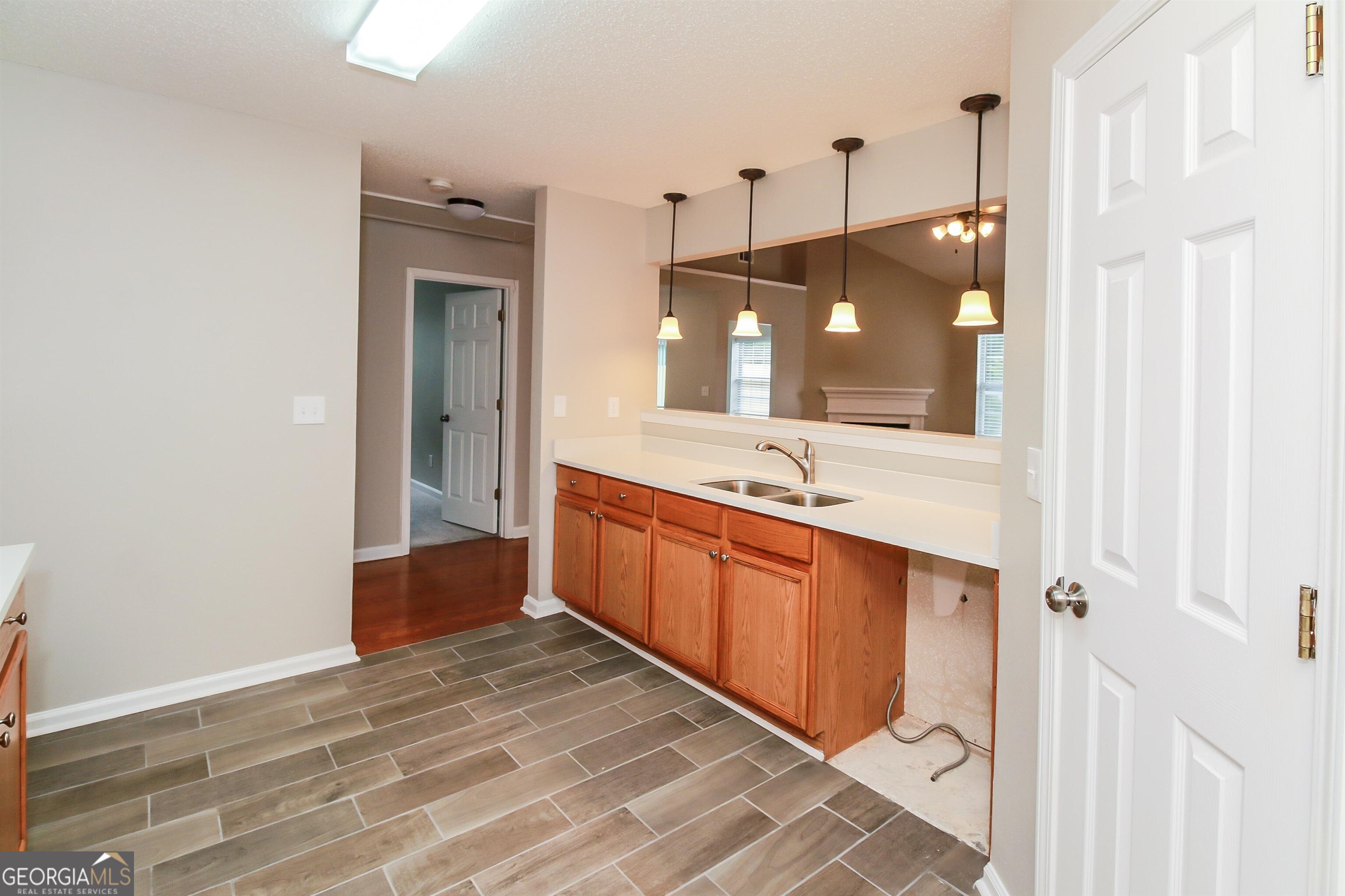 10127 Deep Creek Drive Property Photo 11